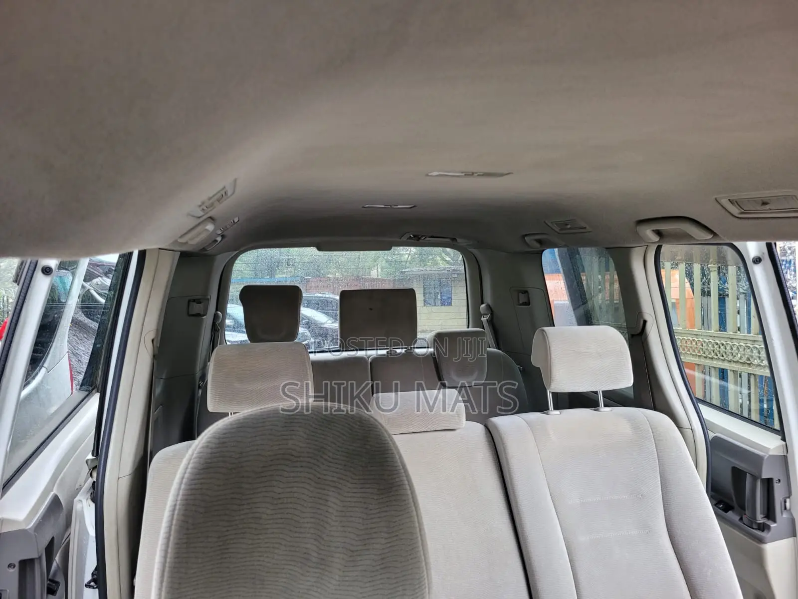 Toyota Noah 2011 White