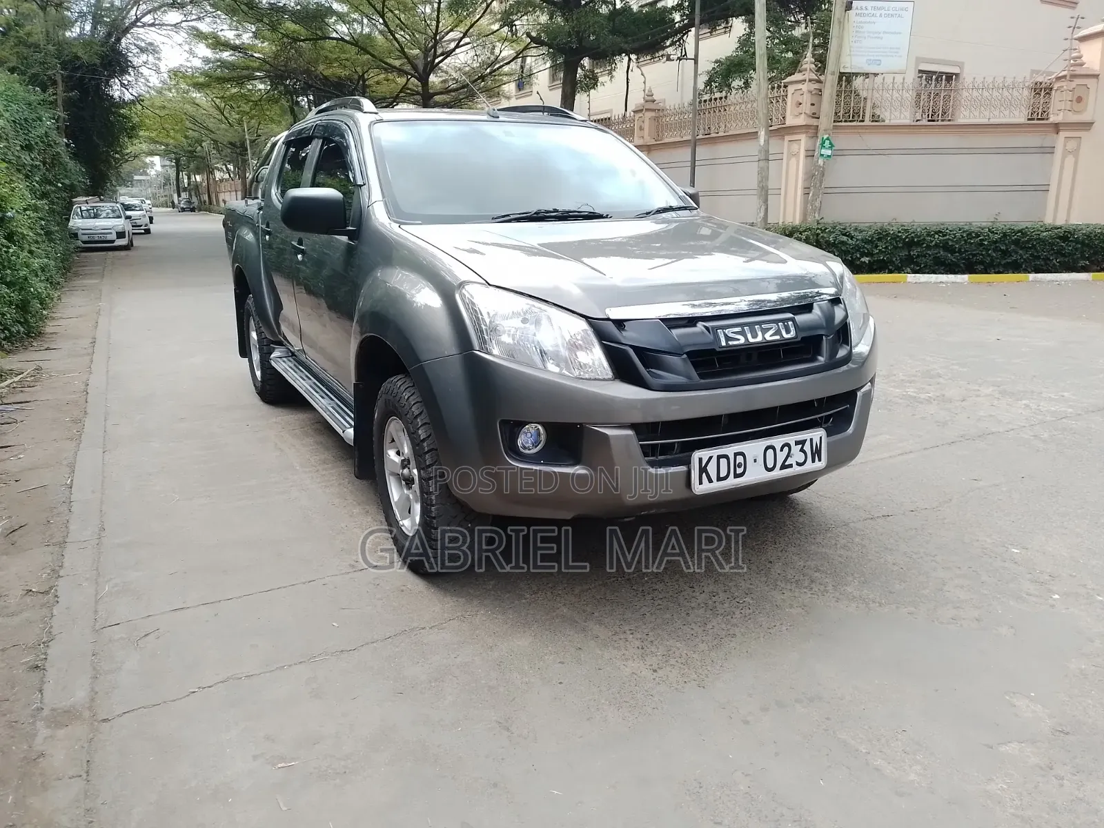 Isuzu D-MAX 2022 Gray