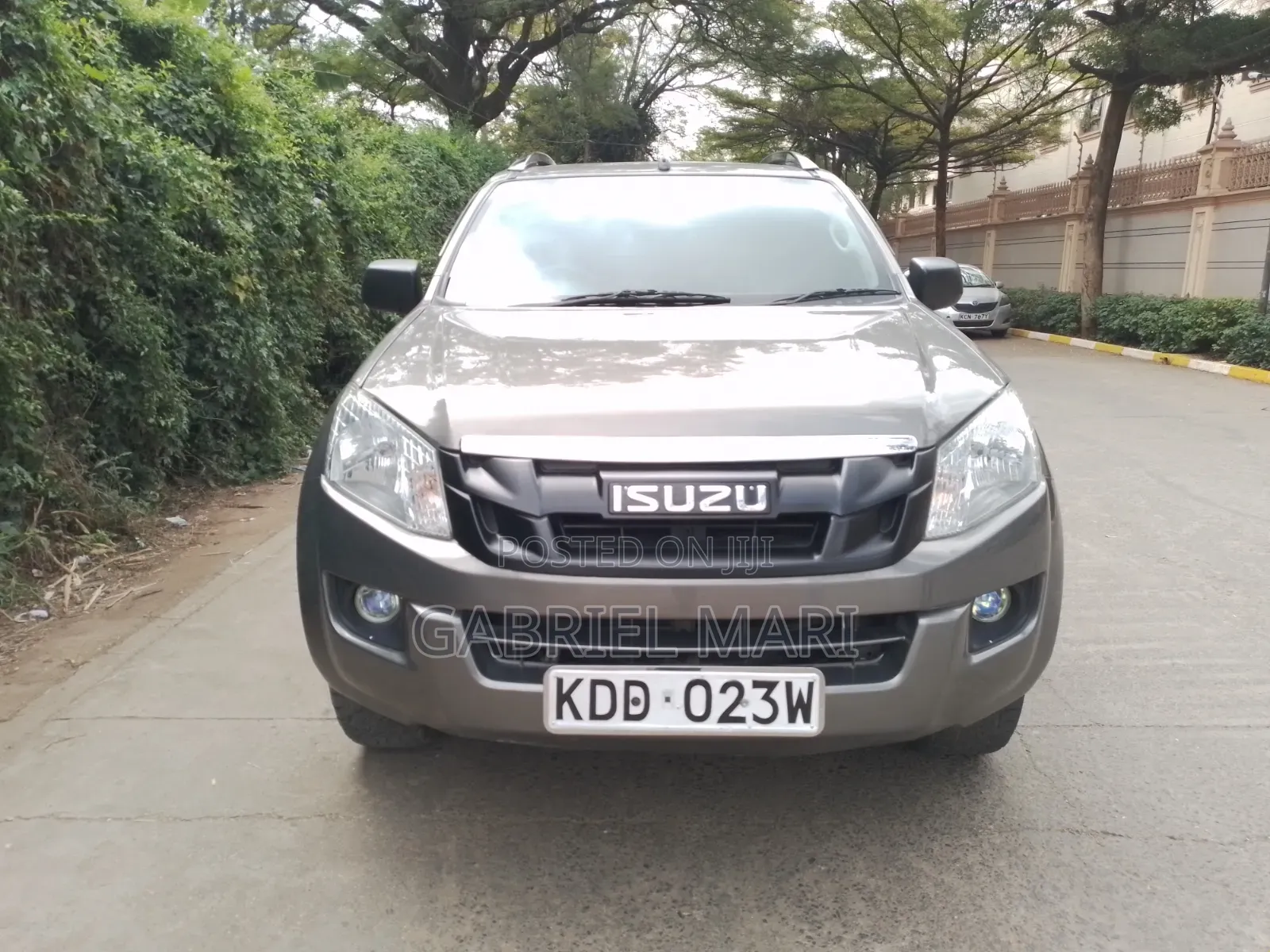 Isuzu D-MAX 2022 Gray