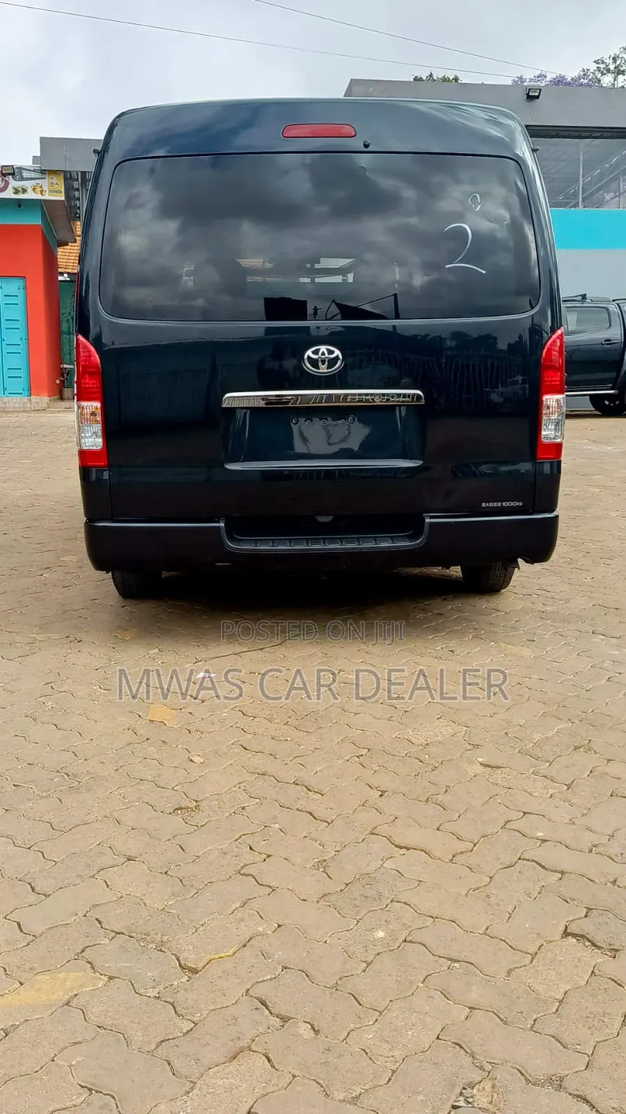 Toyota HiAce 2018 Black