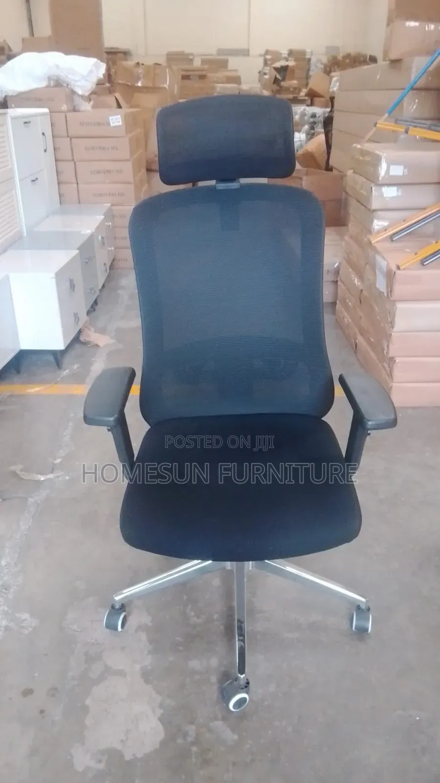 Premium Ergonomic High-Back Mesh Office Chair With Adjustable Headrest