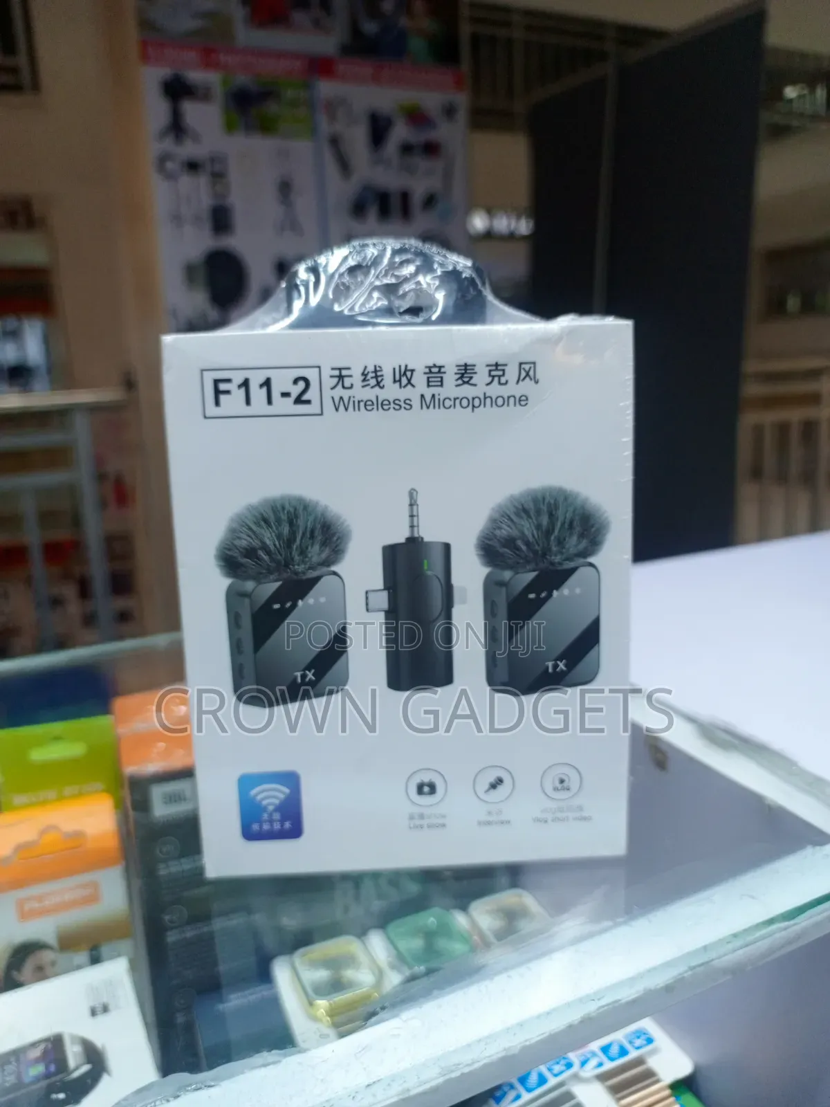 F11-2 Dual Wireless Mic for Camera Podcast and Interviews