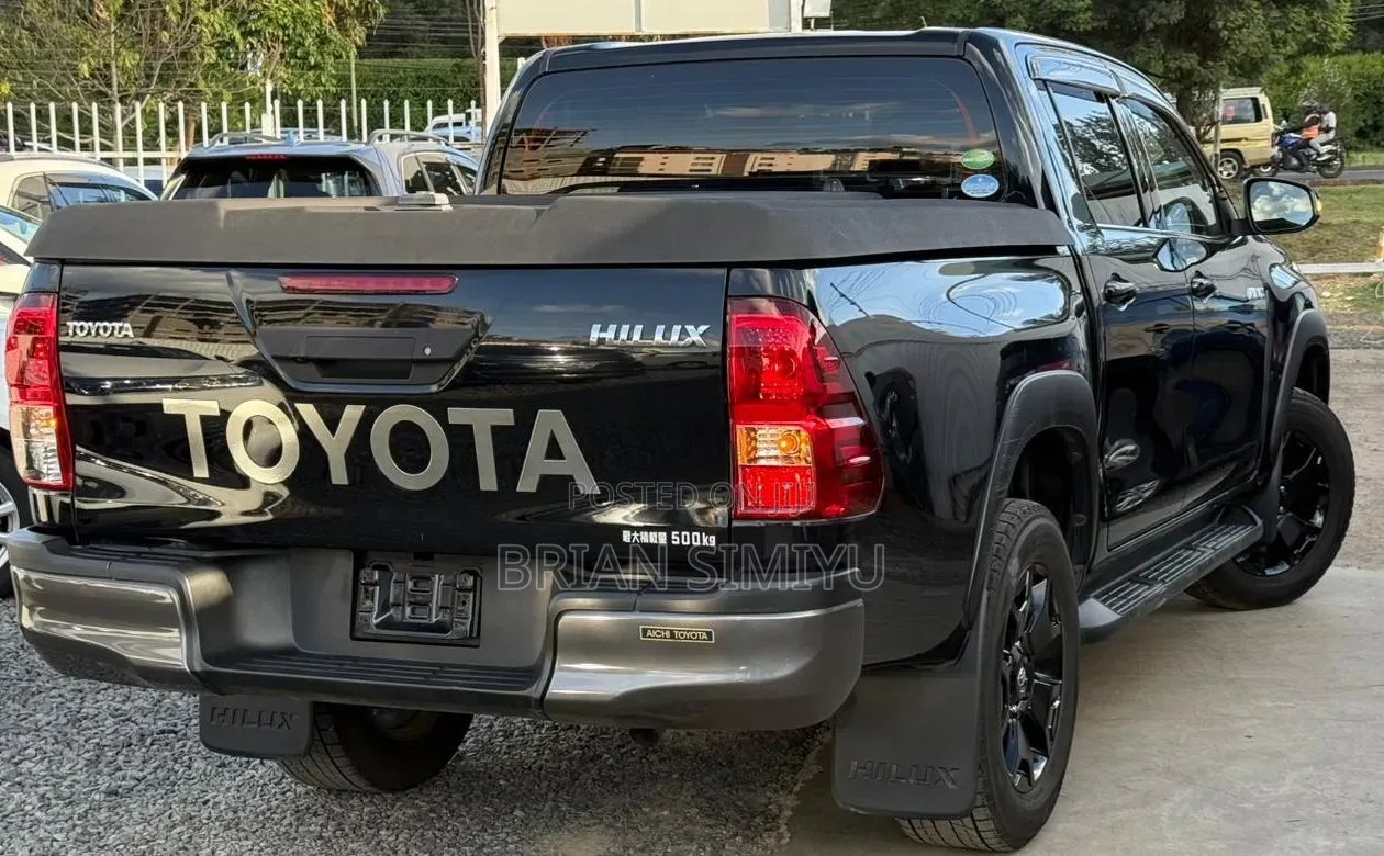 Toyota Hilux 2019 Black