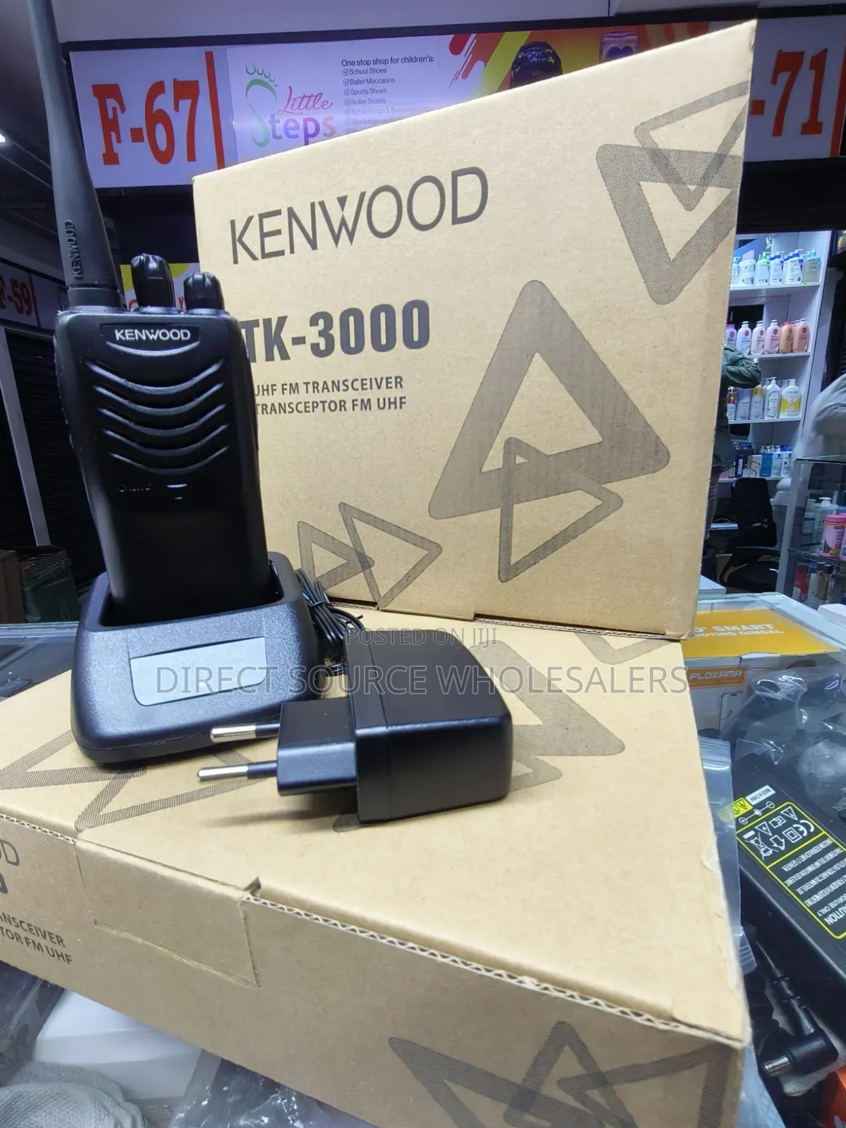 Genuine Kenwood Tk-3000 Portable Two-Way Radio