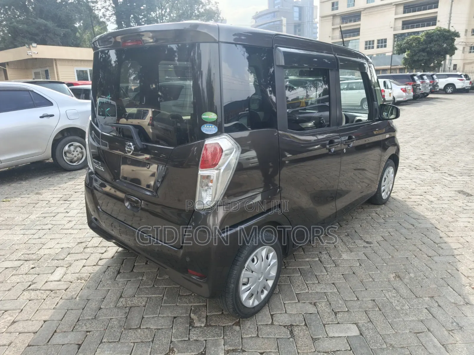 Nissan Dayz Roox 2019 Maroon