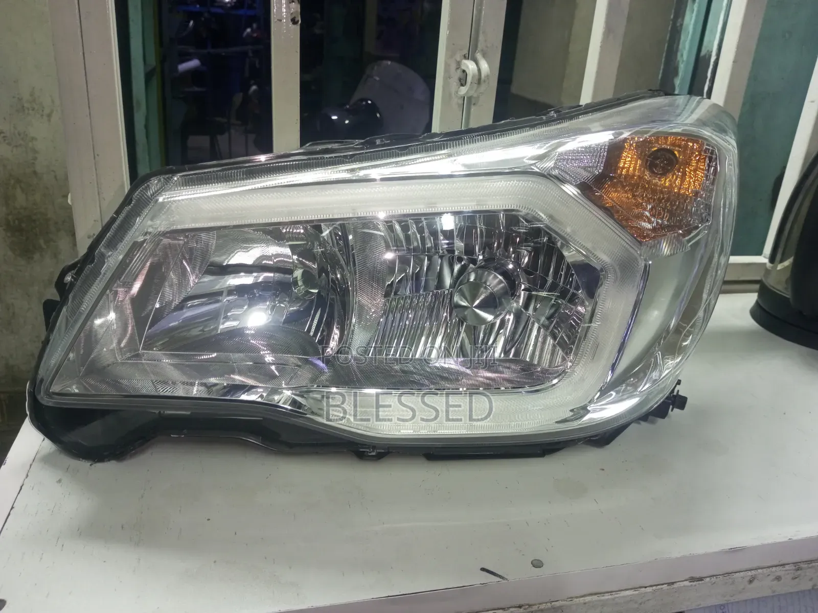 Subaru Sj-5 Xenon Headlight