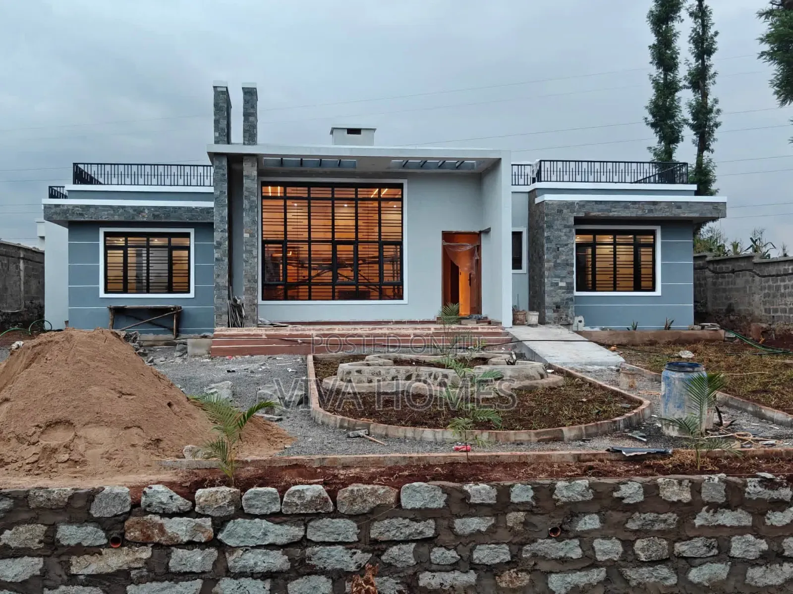 Bungalow Hidden Roof Design, Build and Interior Finishes