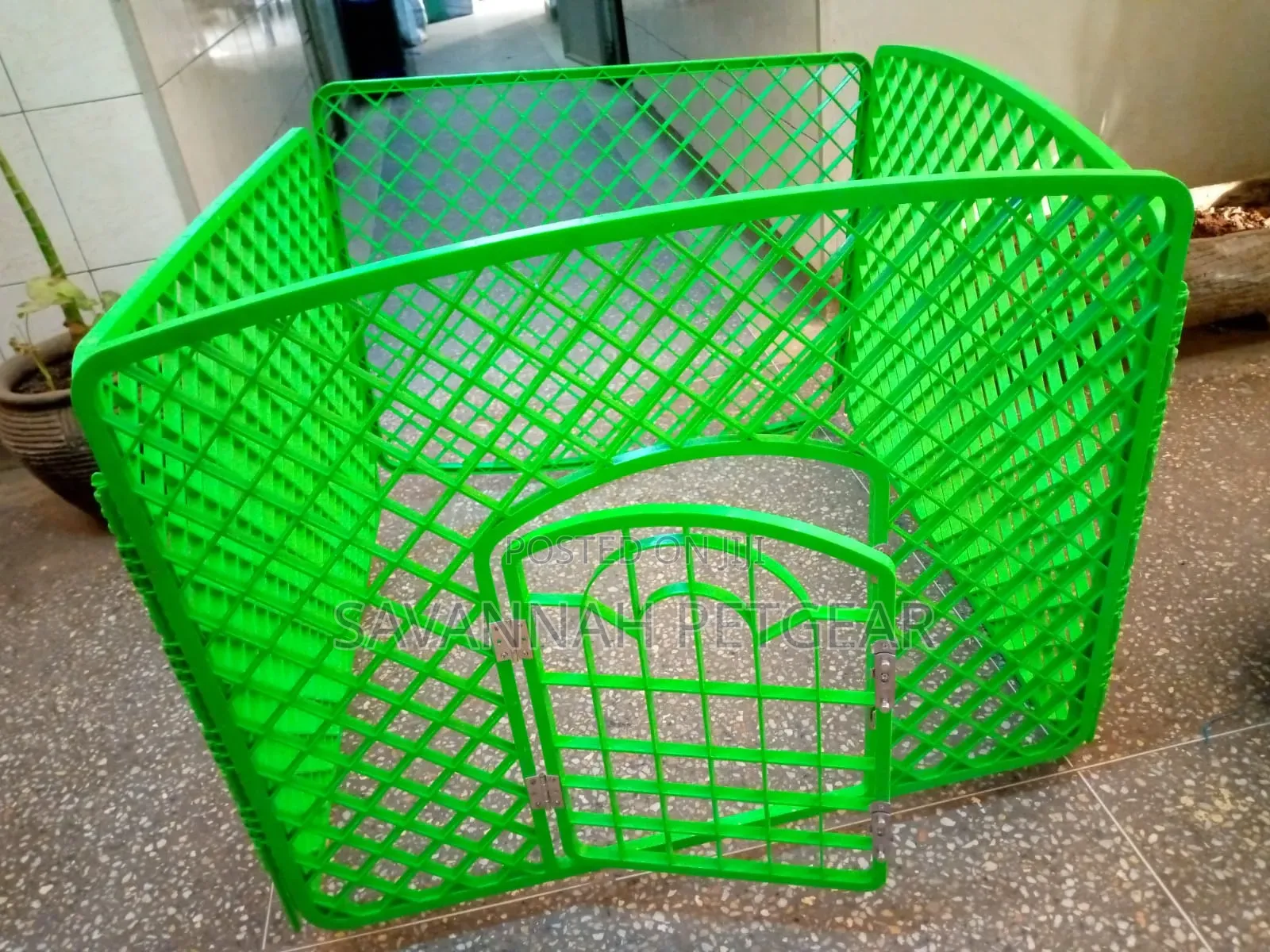 Plastic Pet Playpen Designed for Indoor or Outdoor Use