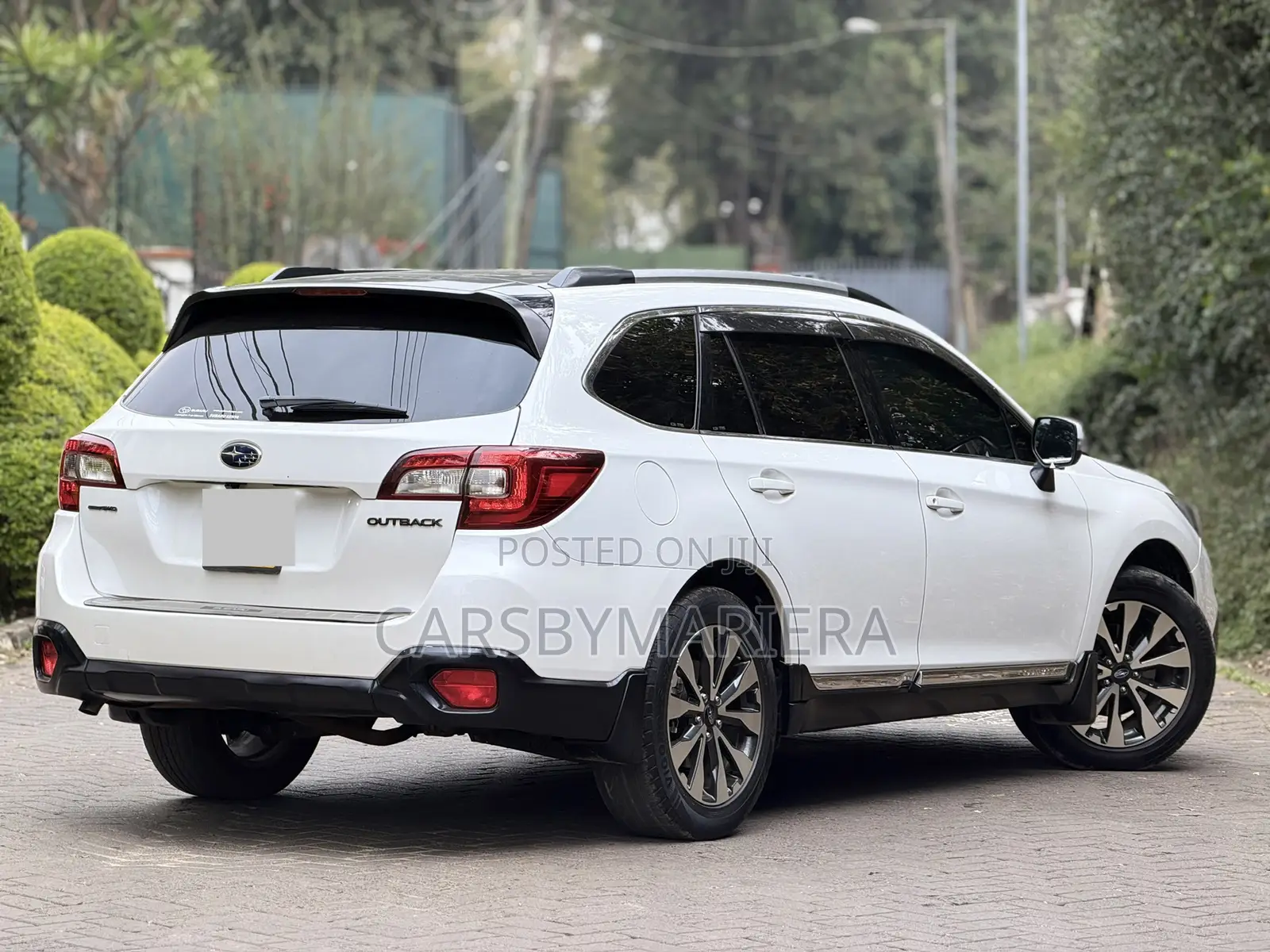 Subaru Outback 2016 White