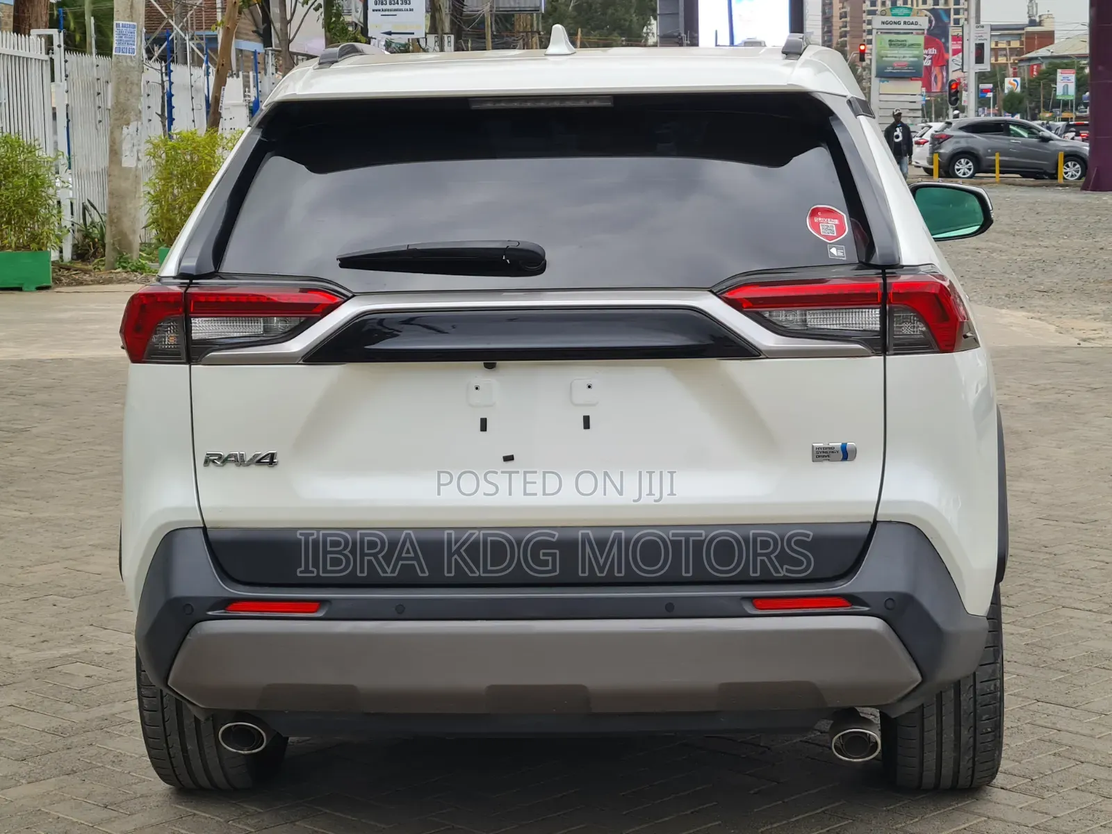 Toyota RAV4 Hybrid 2019 White
