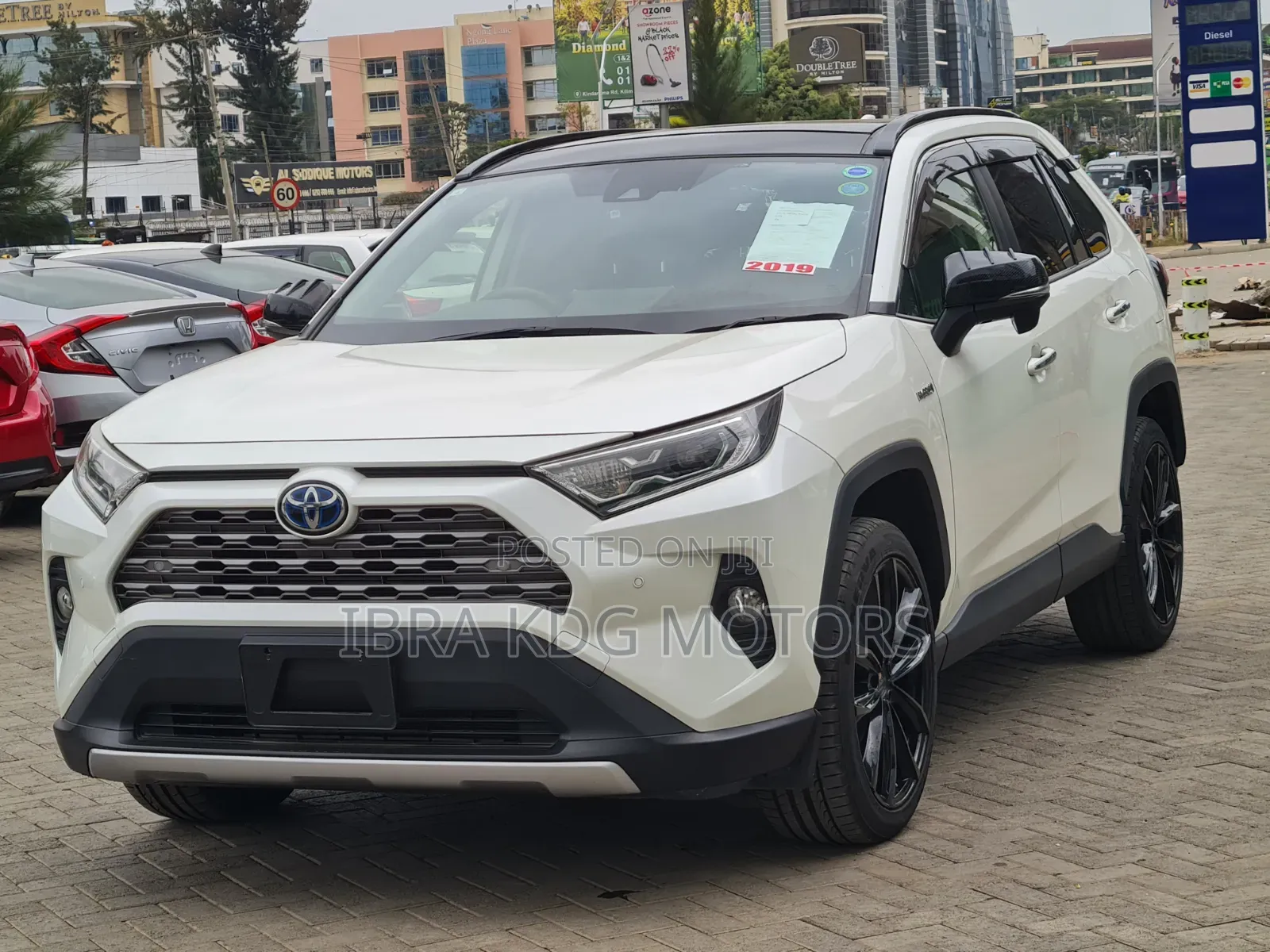 Toyota RAV4 Hybrid 2019 White