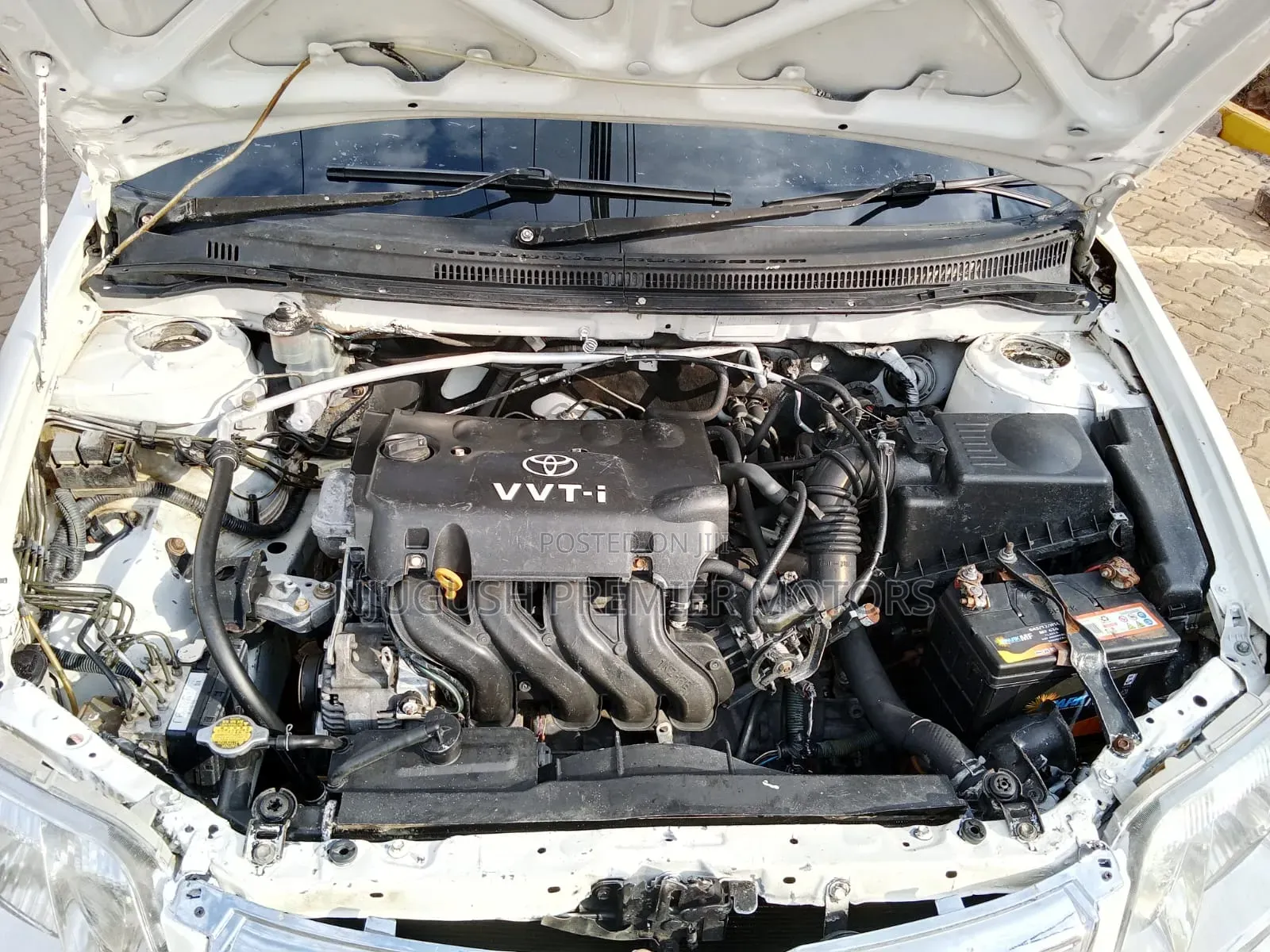 Toyota Corolla 1995 Gold