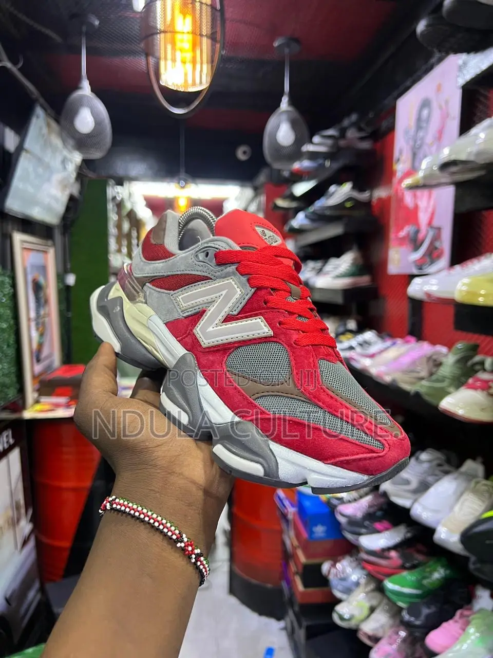 9060 New Balance Sneakers