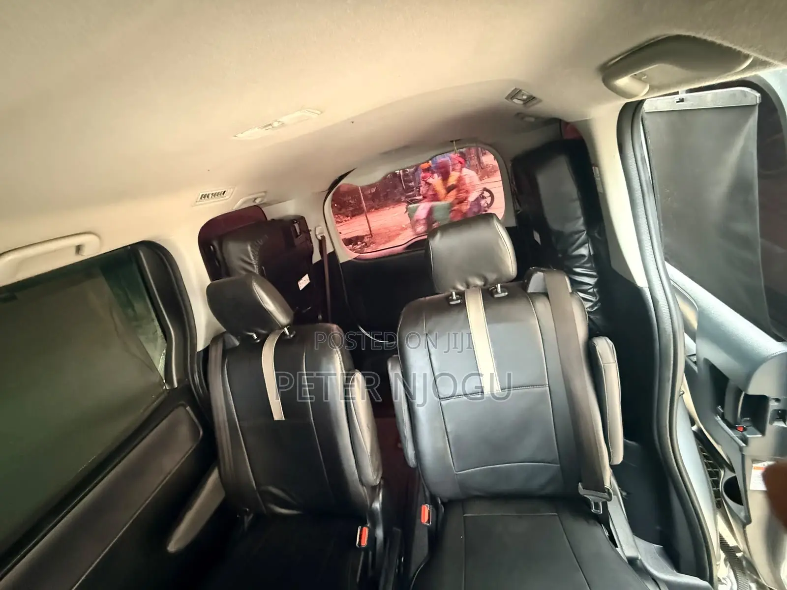 Toyota Noah 2019 Silver
