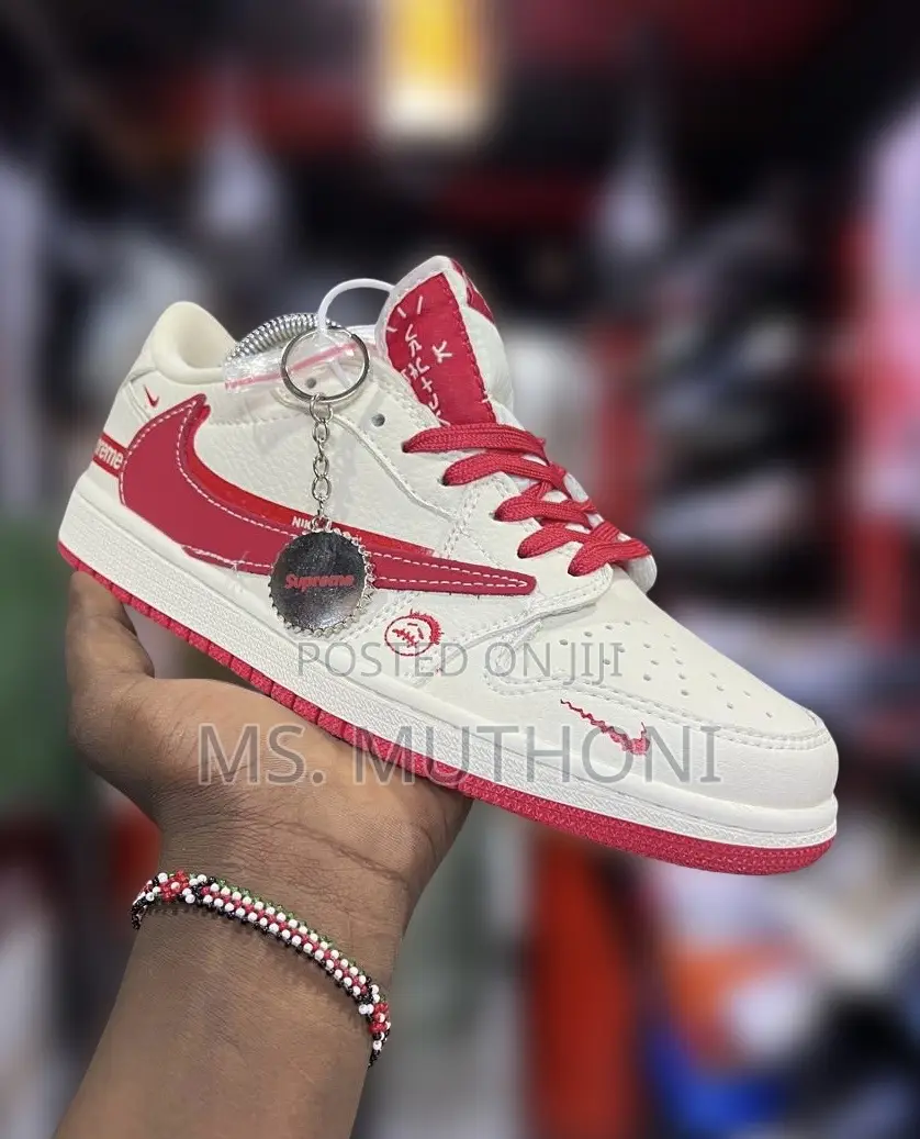 Travis Scott X Supreme Size 37-45