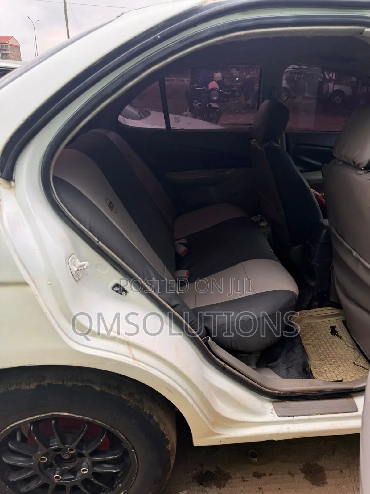 Nissan Sunny 1998 White