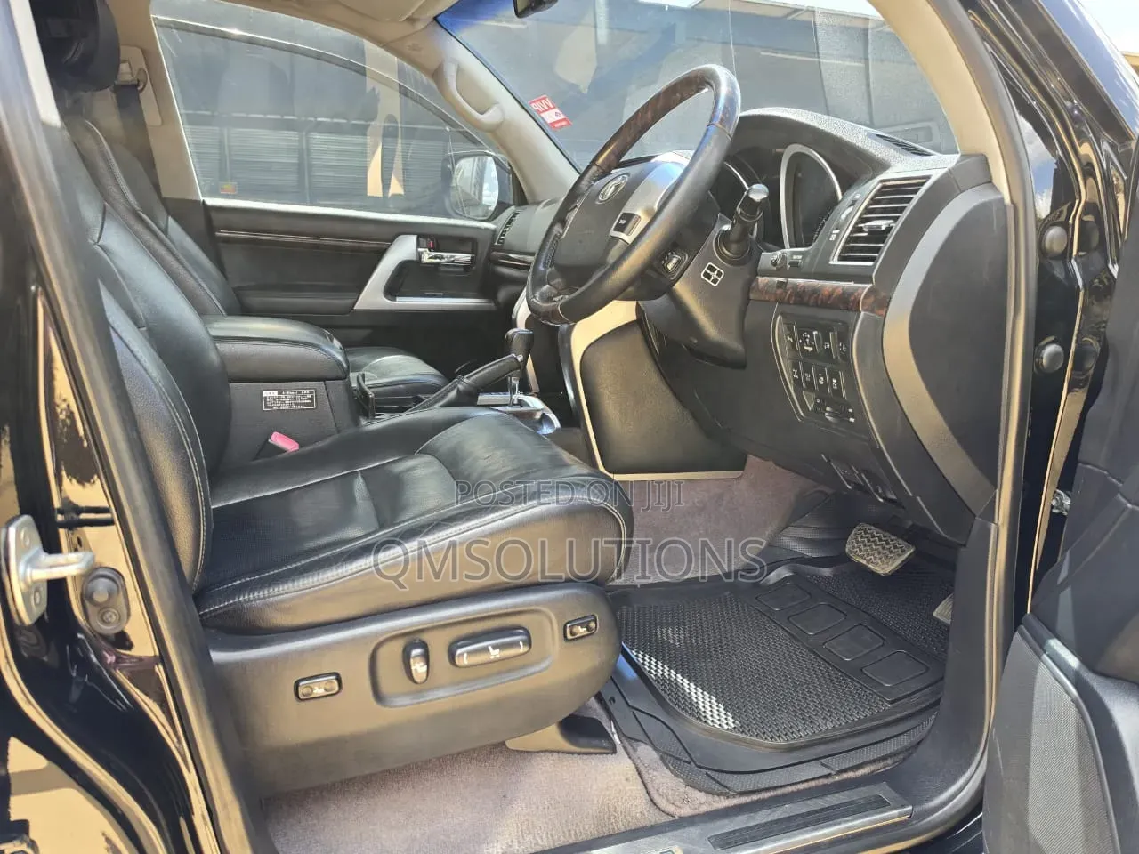 Toyota Land Cruiser 4.6 V8 ZX 2012 Black