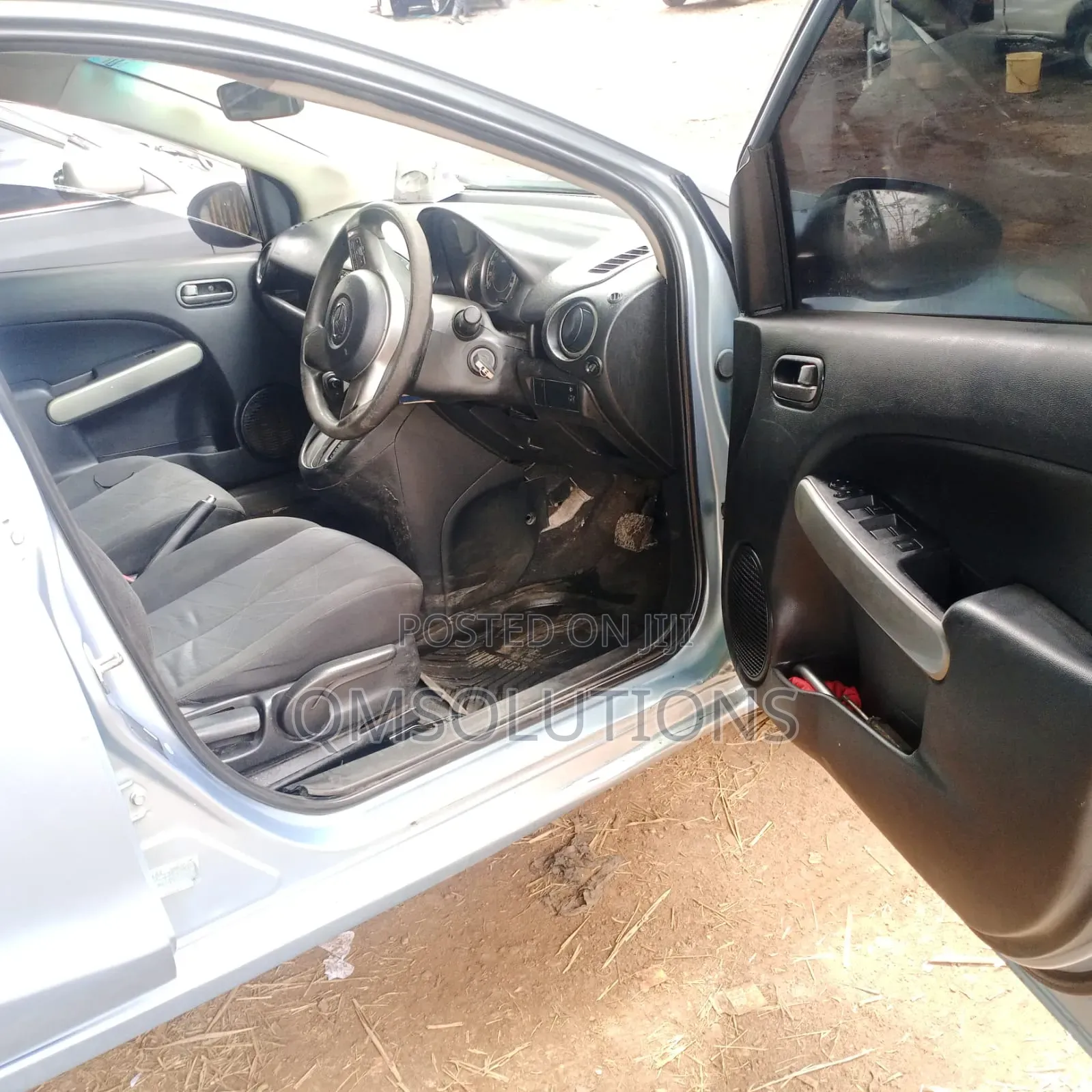 Mazda Demio 2011 Silver