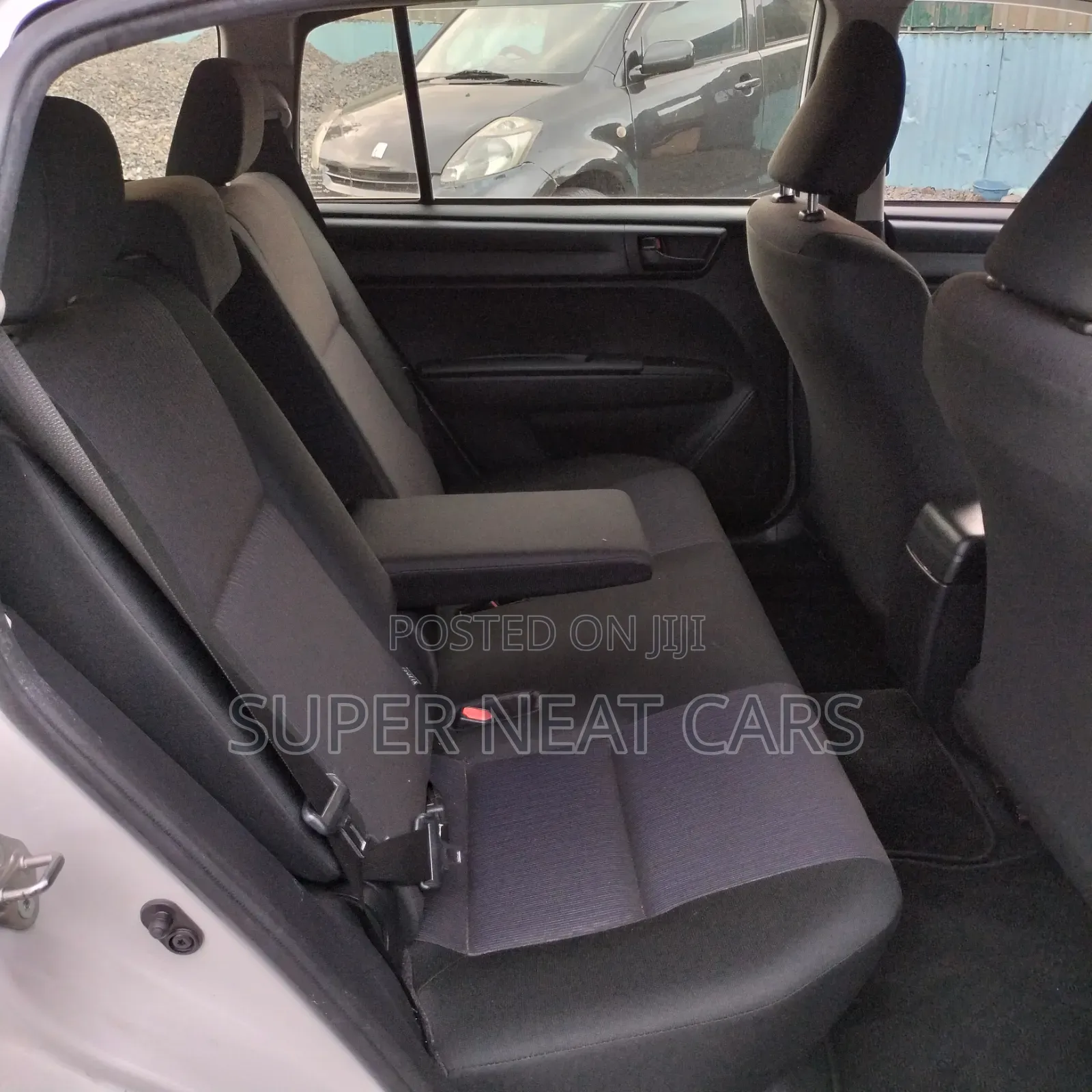 Toyota Corolla Fielder 2018 White