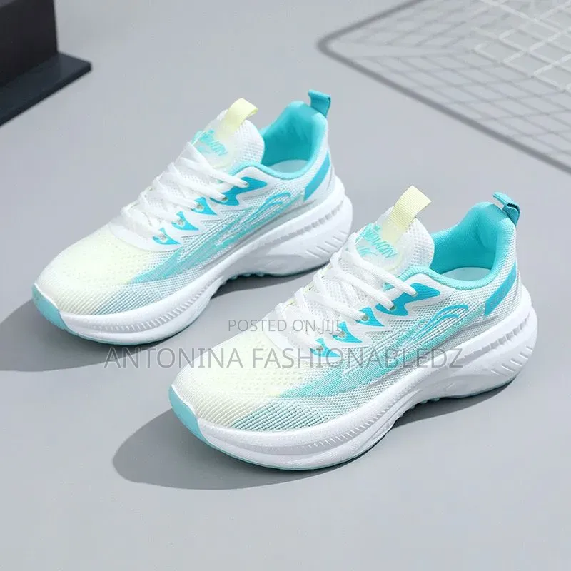 Breathable Laced Sneakers 37-41