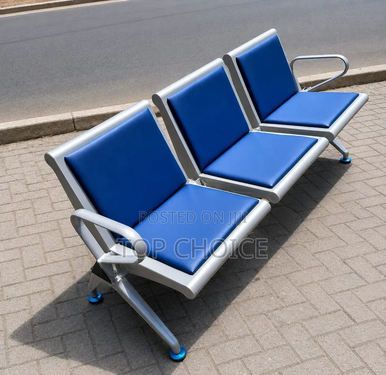 Heavy Duty Link Chair : 3 - Seater Waiting Bench.