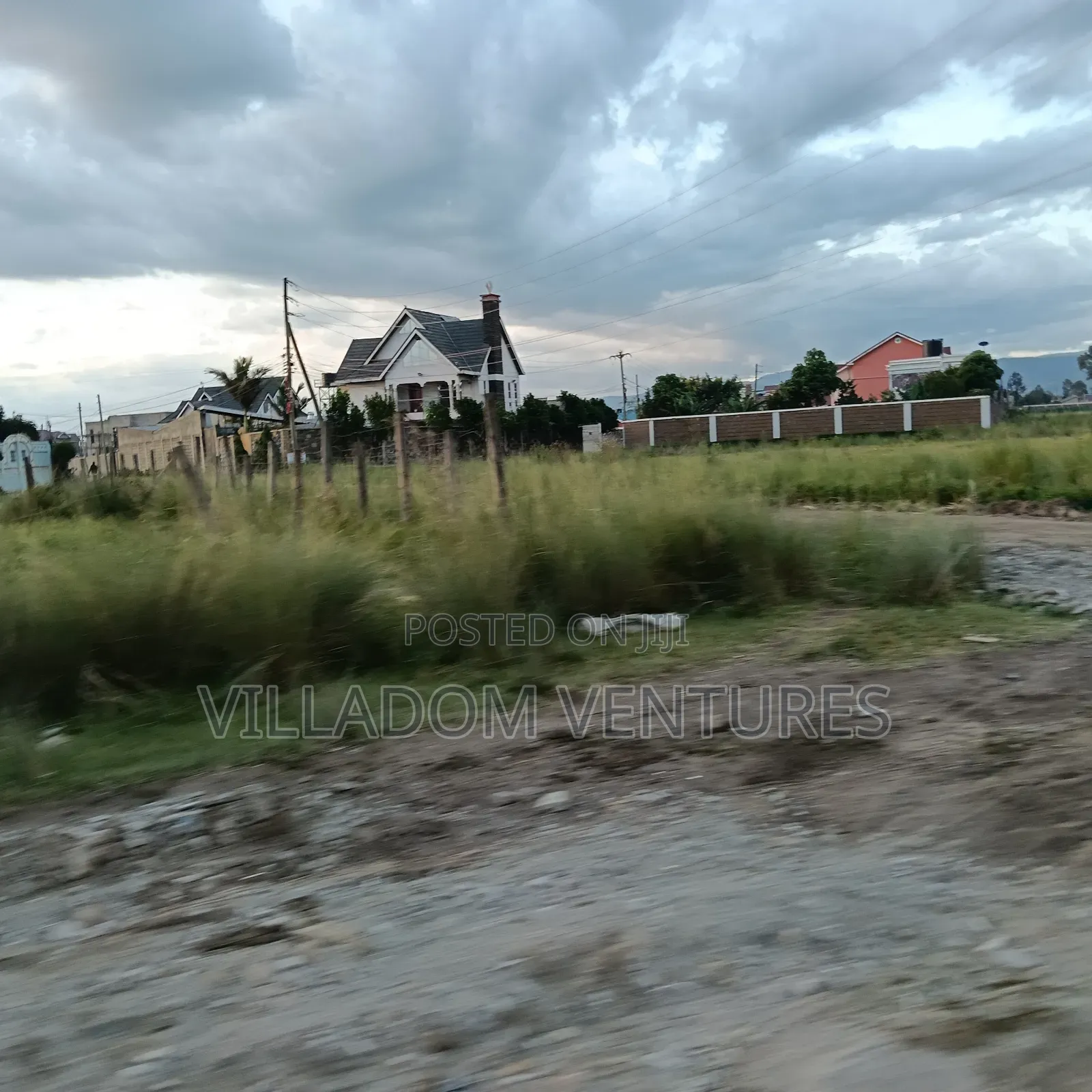 For Sale 1/4 Acre Plot Ideal for Development of a Home
