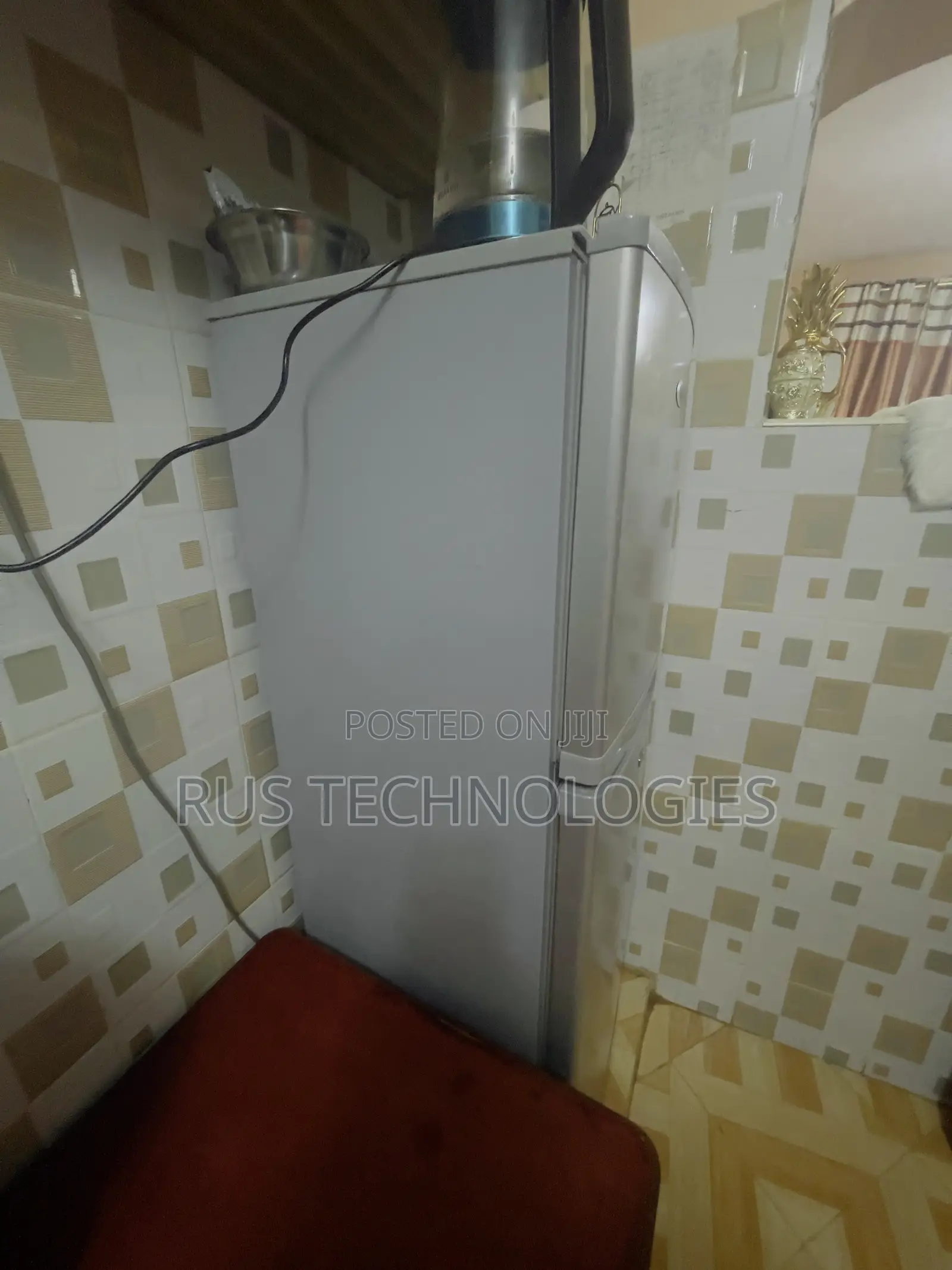168l Fridge