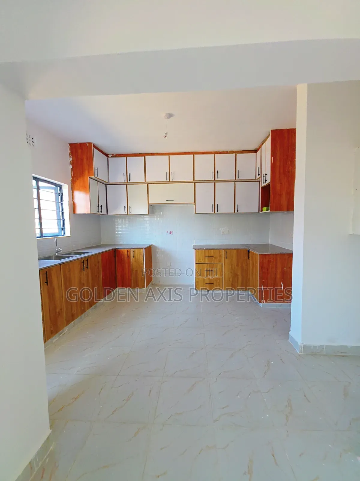 4bdrm Bungalow in Merisho for sale
