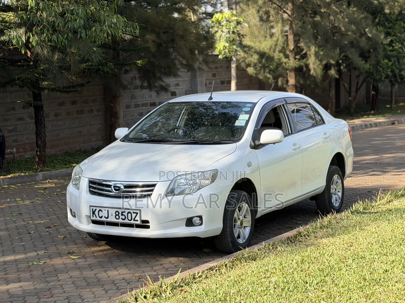 Toyota Axio 2009 White
