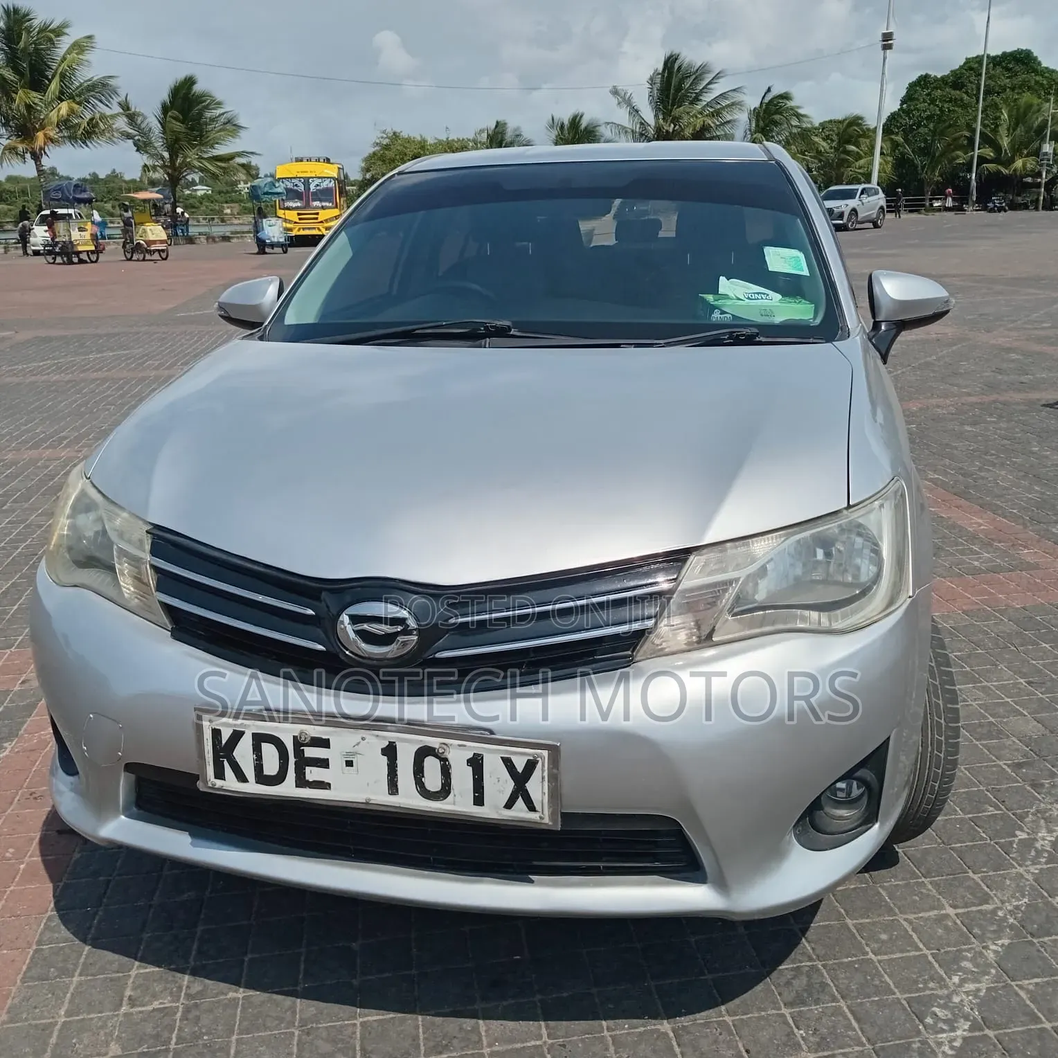 Toyota Axio 2014 Silver