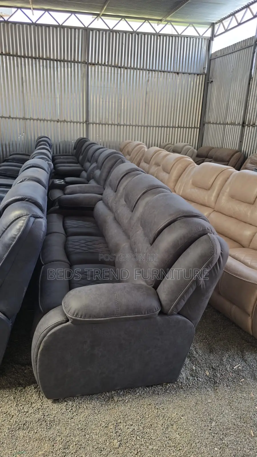 7-Seater Semi Recliner Sofa With Patterned Seats
