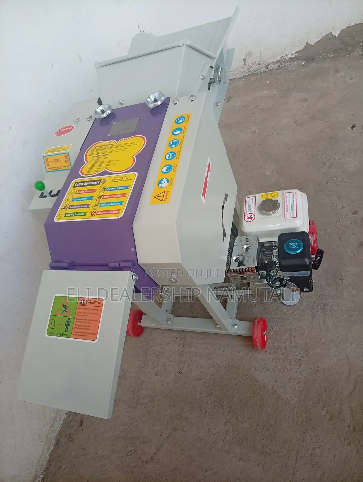 Automatic Feeding Chaff Cutter With 7.5hp Gasoline Engine