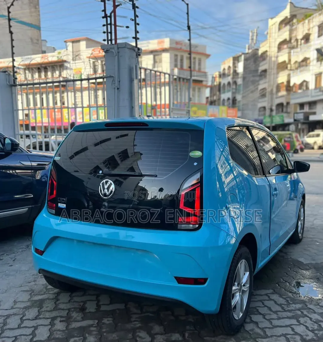 Volkswagen Up 2017 Blue