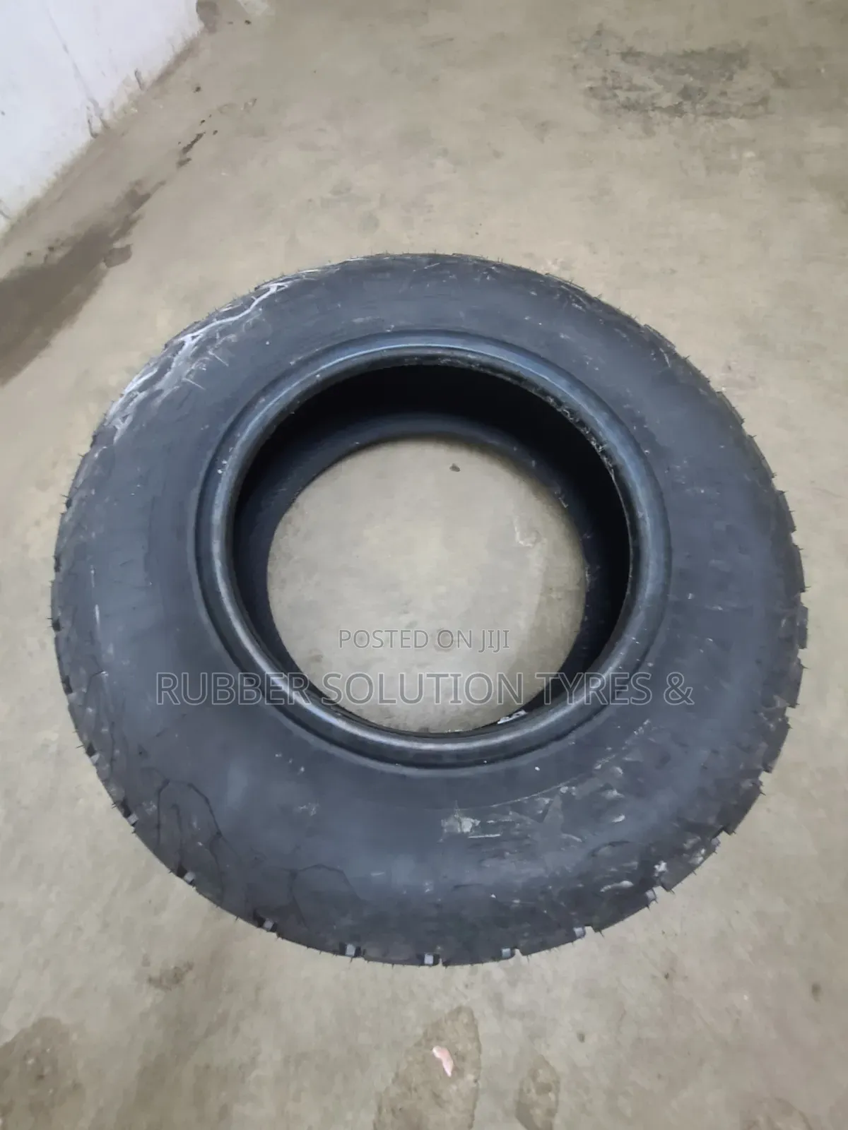 235 /70 R16 LCH Tyres 106t T-Rex All-Terrain