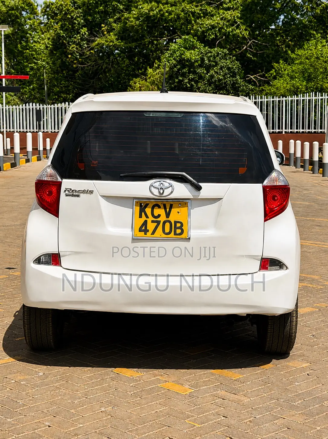 Toyota Ractis 1.5 FWD 2012 White