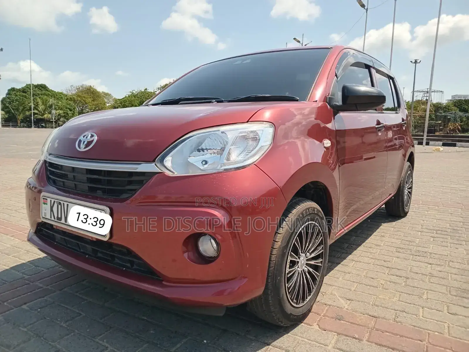 Toyota Passo 2019 Maroon