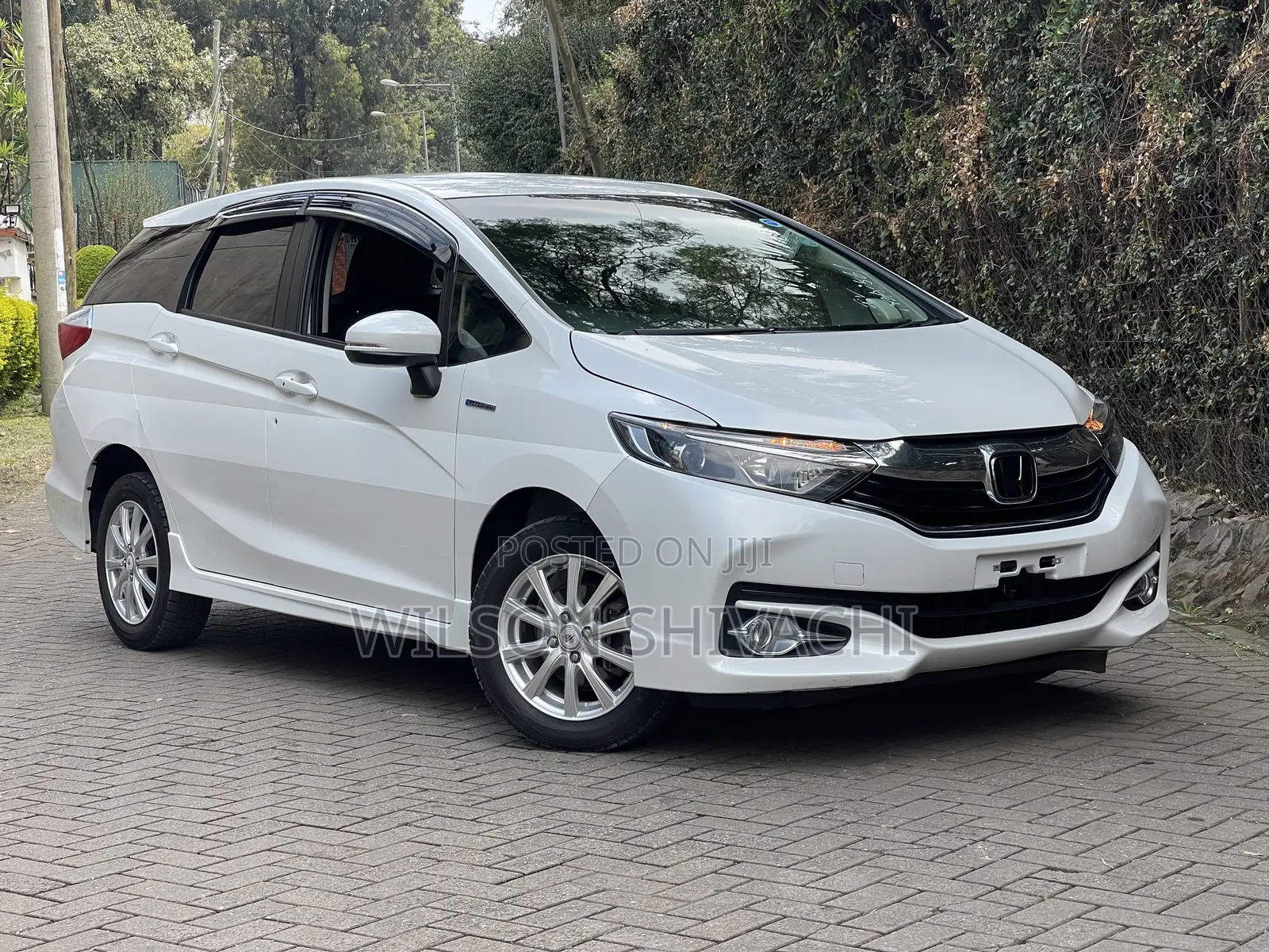 Honda Fit Shuttle 1.5 Hybrid 2WD 2019 White