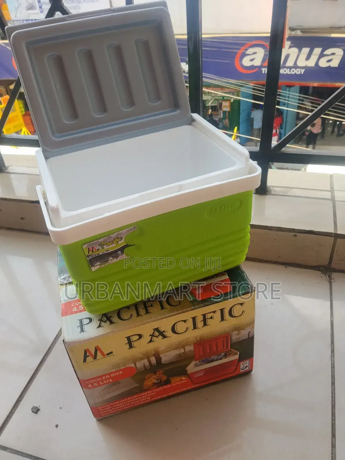 Pacific 4.5l Cooler Box for Food and Drinks, Medicine at 1400