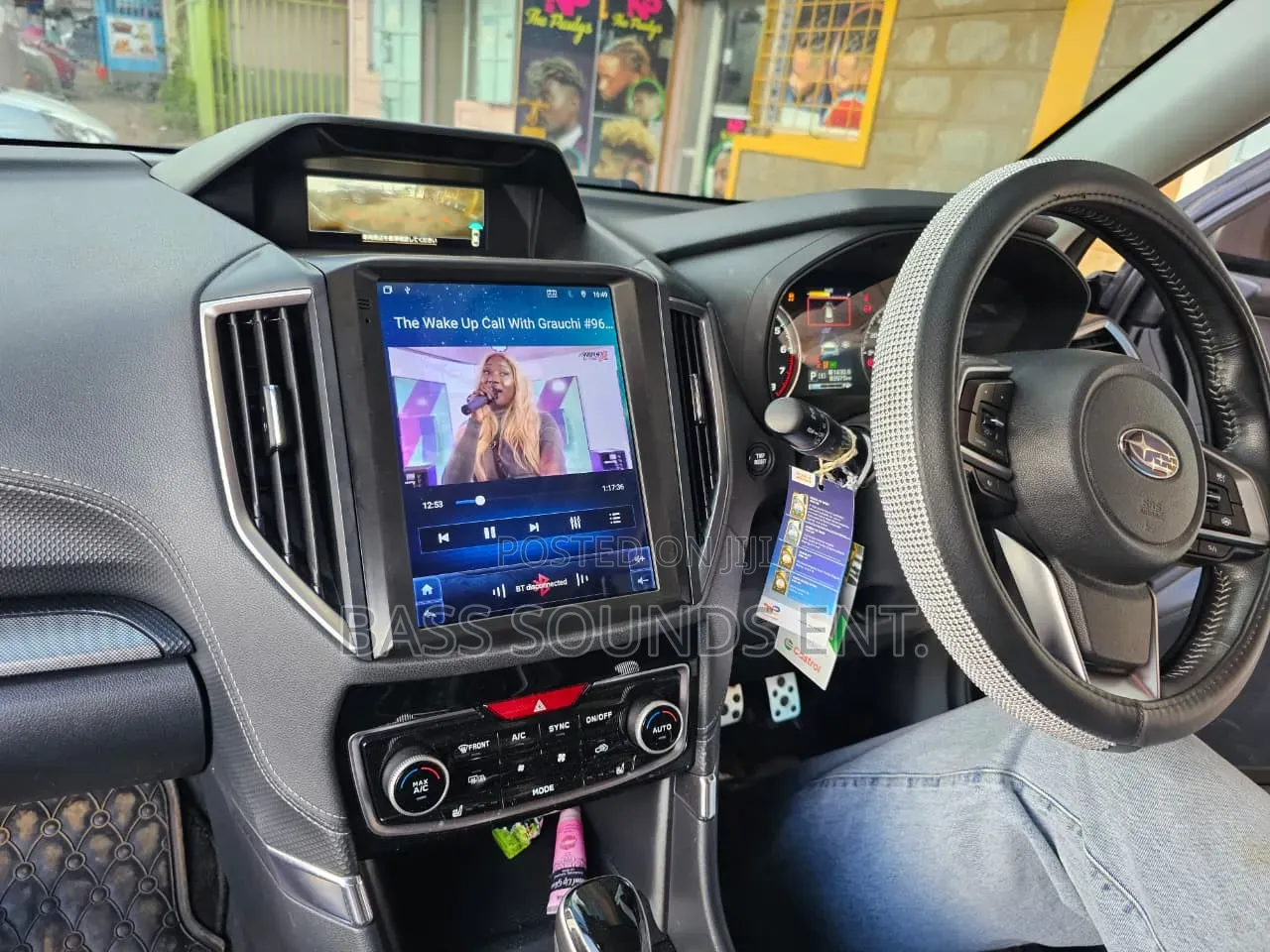 Subaru Forester Tesla Radio