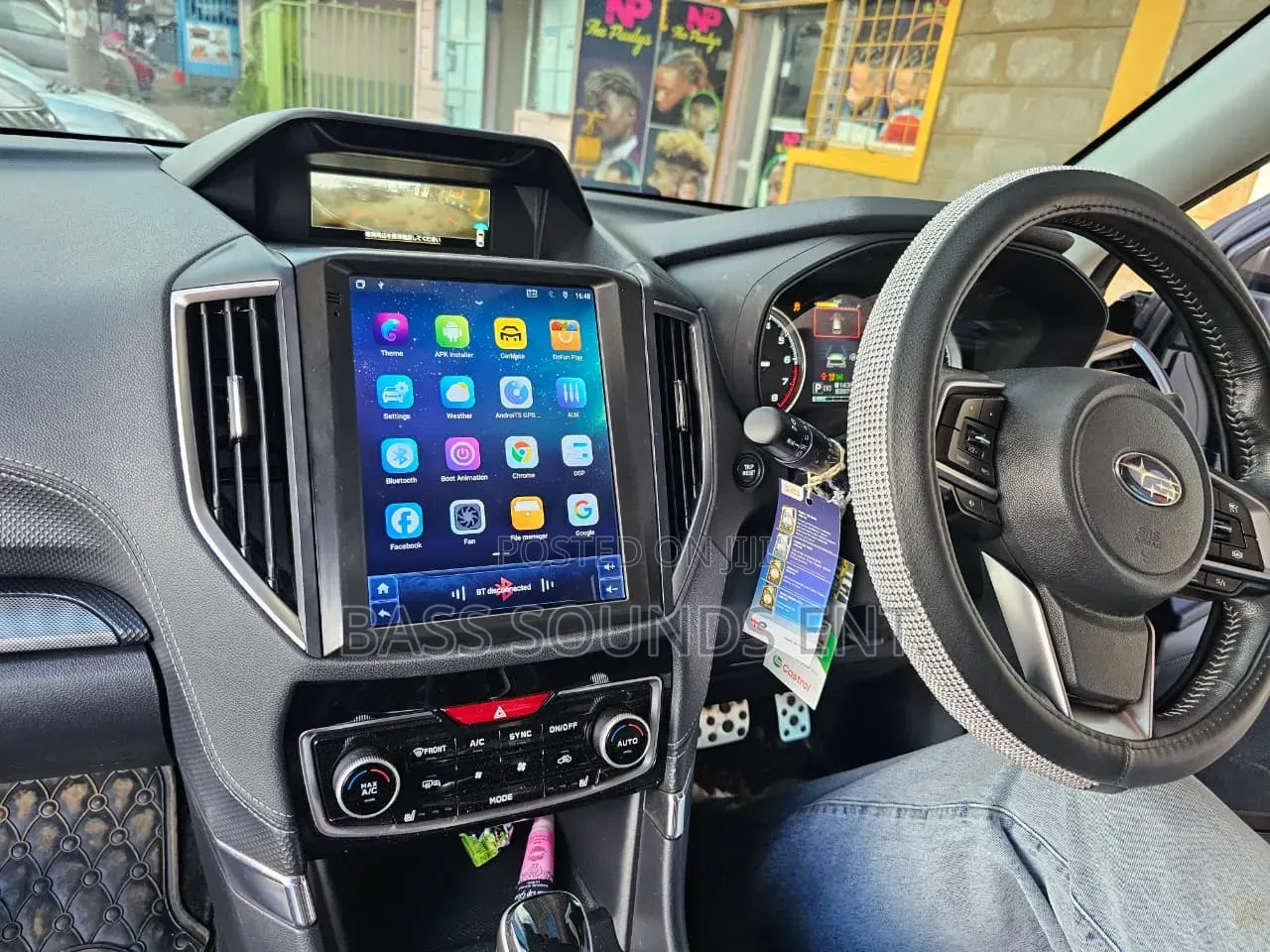 Subaru Forester Tesla Radio