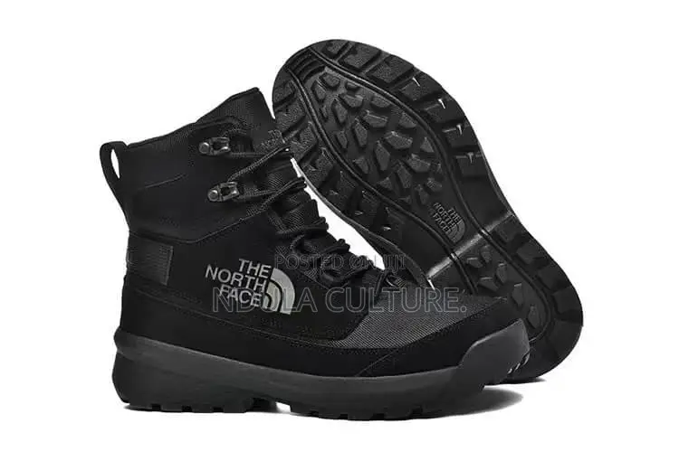 The North Face Men's Chilkat v Cognito Waterproof Boots