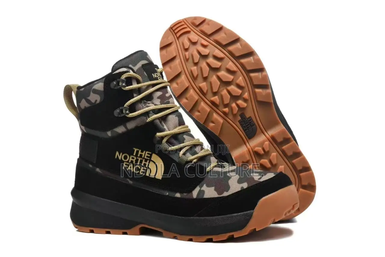 The North Face Men's Chilkat v Cognito Waterproof Boots