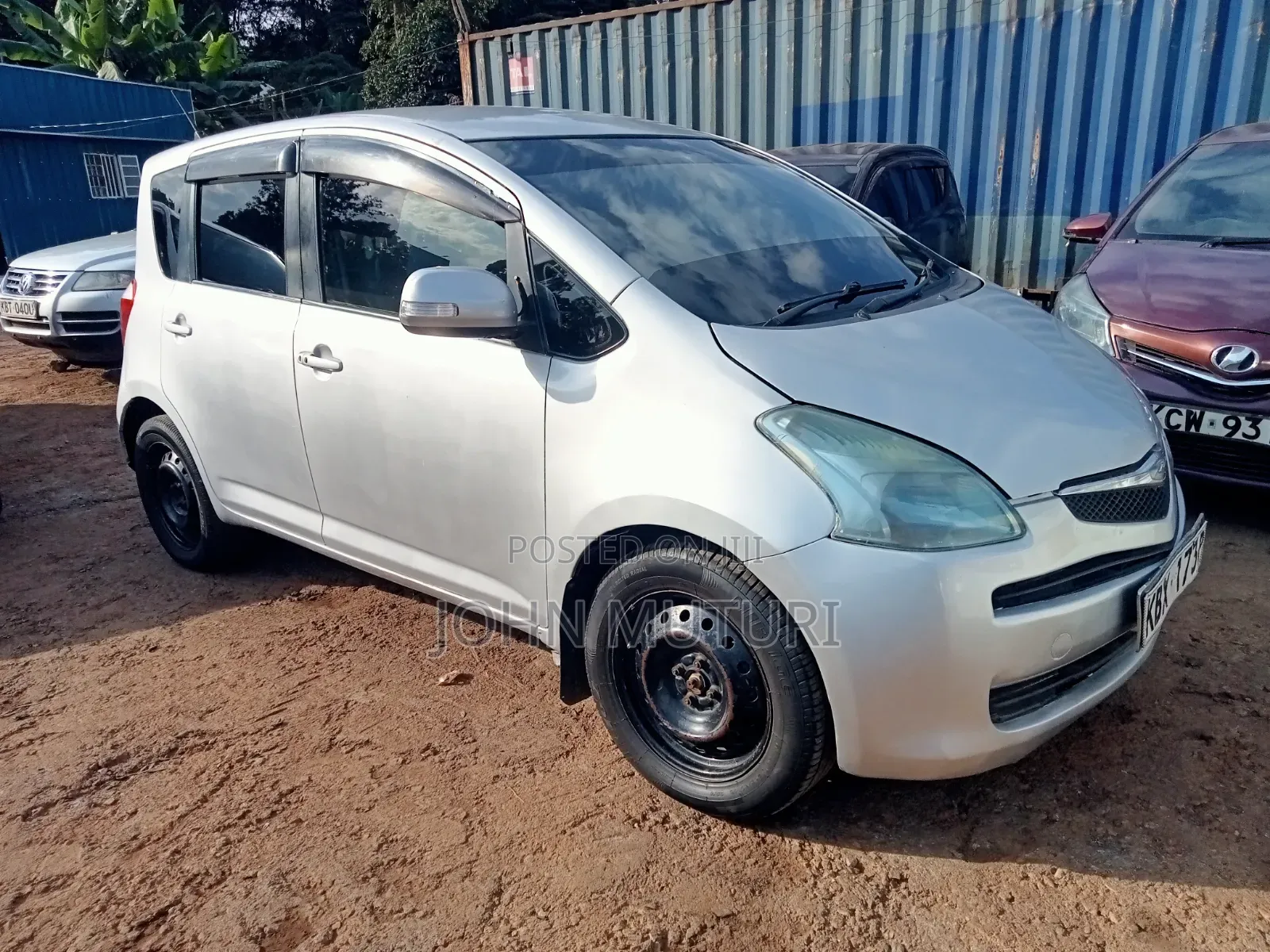 Toyota Ractis 2006 Silver