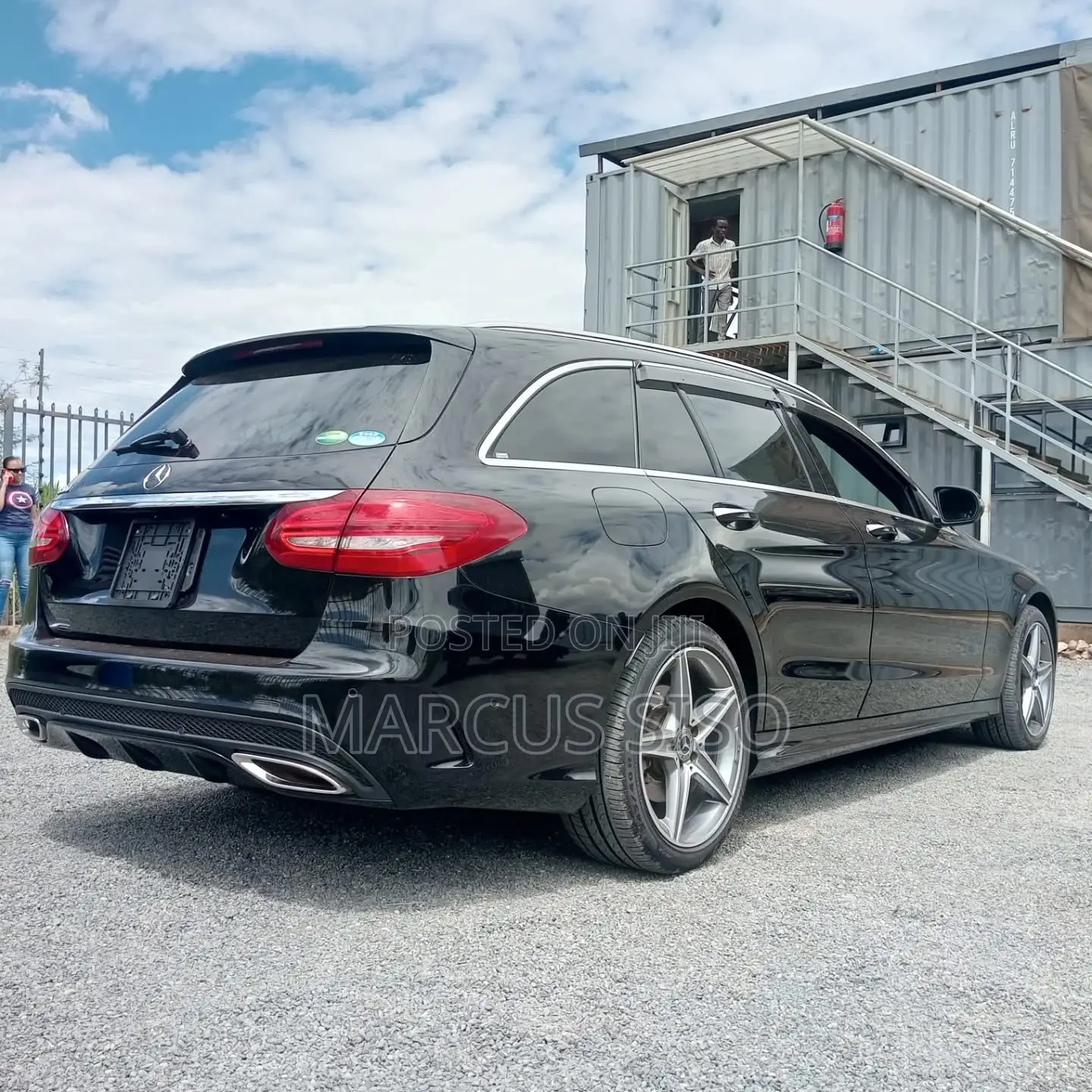 Mercedes-Benz C200 2017 Black