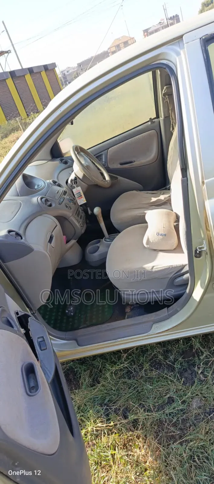 Toyota Platz 2002 Silver