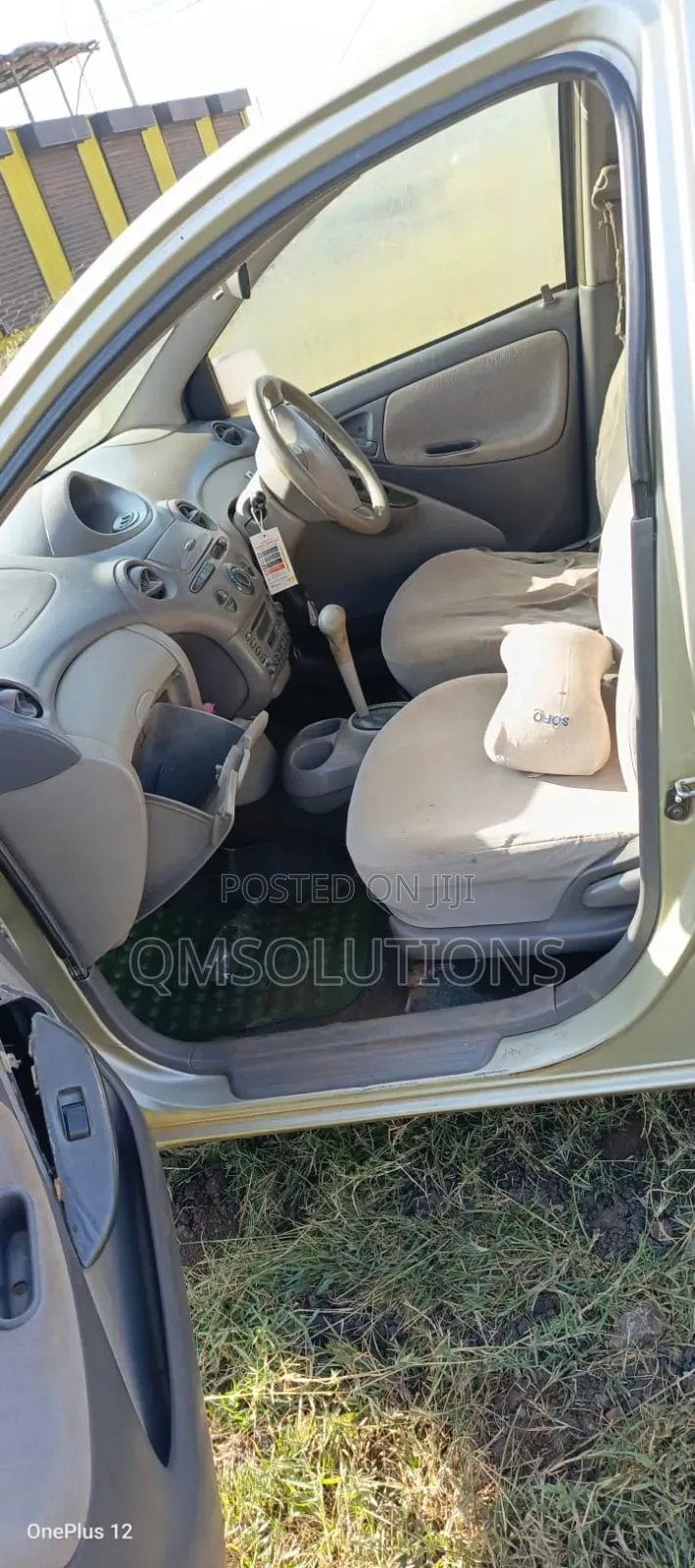 Toyota Platz 2002 Silver