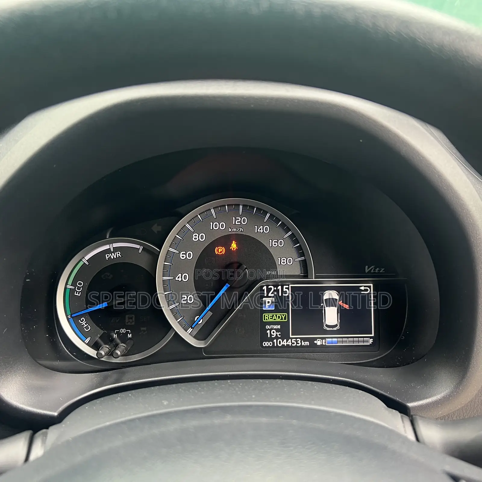 Toyota Vitz 2019 Silver