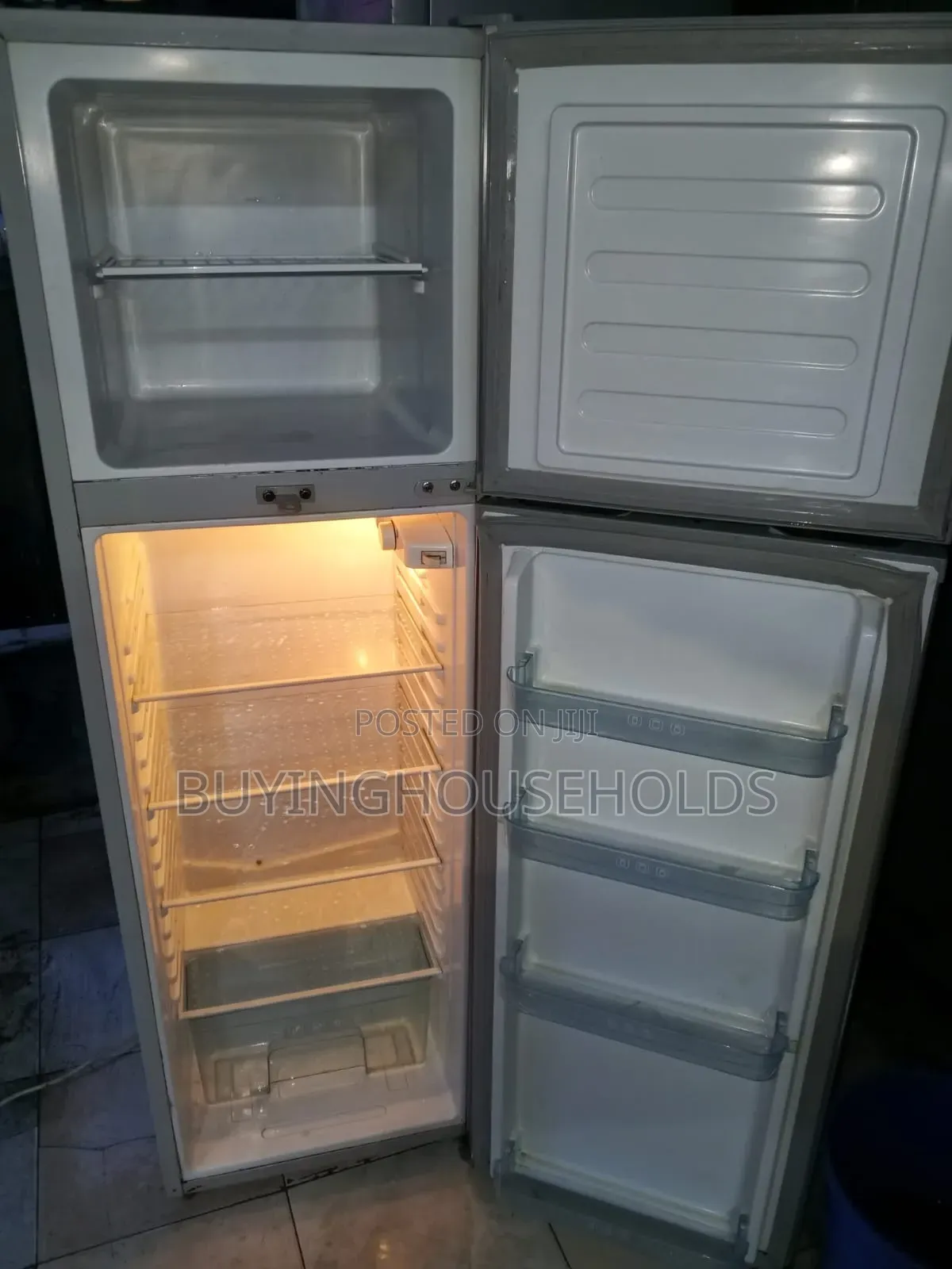 Ramtons 170L Fridge,Used