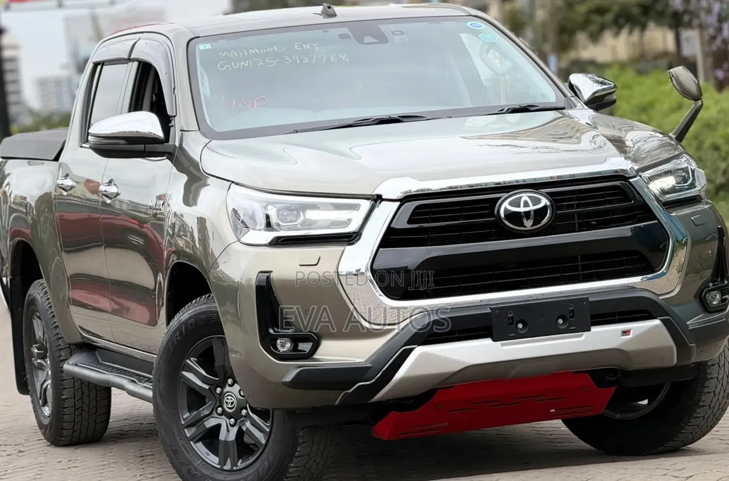 Toyota Hilux 2021 Beige