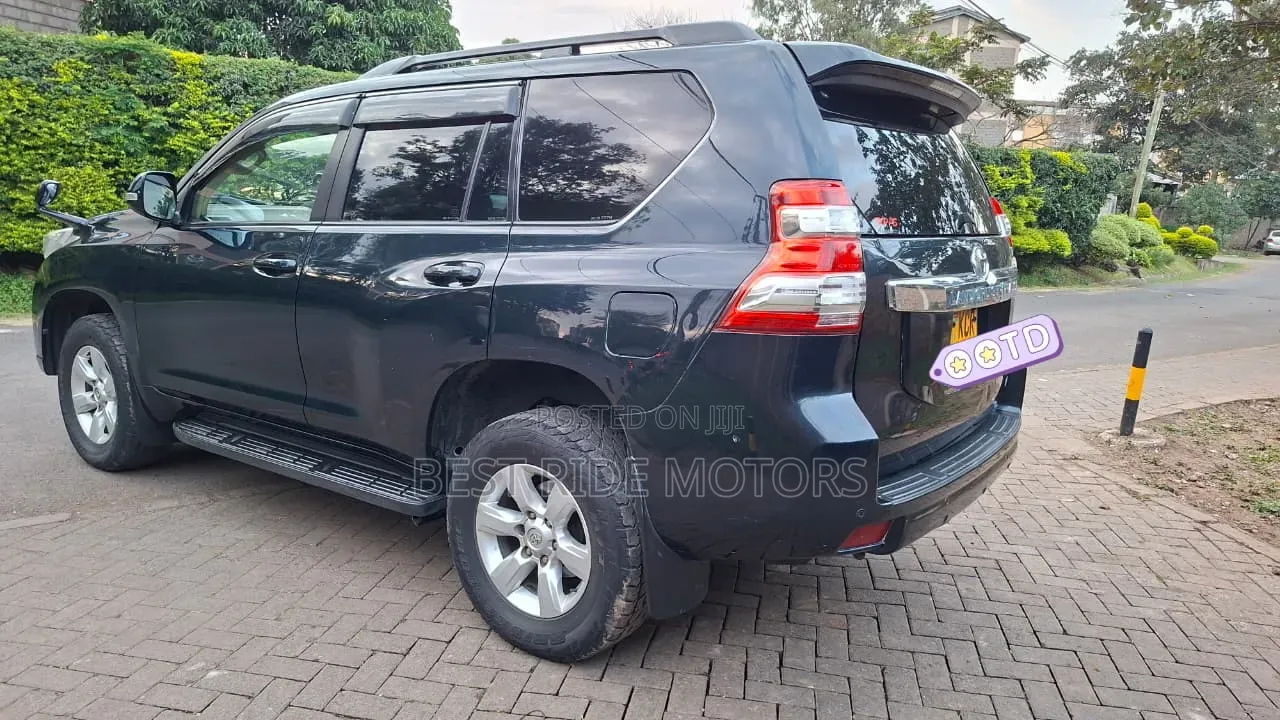 Toyota Land Cruiser Prado 2014 Black